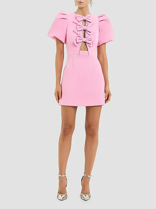 Okay but WHY are these Saks Fifth Avenue dresses this stunning 😍✨ I just found the dreamiest designer homecoming dresses and I’m obsessed. Think luxe fabrics, flattering fits, and that “main character” energy 💋 Perfect for homecoming, fall events, or any night you wanna look unforgettable. And the best part? You can get up to $500 OFF with code GETAUG (ends Sunday!!) 🖤 RUN don’t walk.

#saksfifthavenue #saksstyle #designerfinds #homecomingdress #homecoming2026 #hocodress #designerhomecoming #luxedresses #fallfashionfinds #eveningdress #cocktaildress #dressinspo #fashionfinds #ltkfashion #ltkstyle #ltkunder500 #ltkdeals #salealert #falloutfits #partyoutfit #glamstyle #chicstyle #outfitinspo #styleinspo #trendydresses #viralfinds #shoppingaddict #luxestyle #occasionwear #designerlook 

 #LTKSeasonal #LTKSaleAlert #LTKWedding