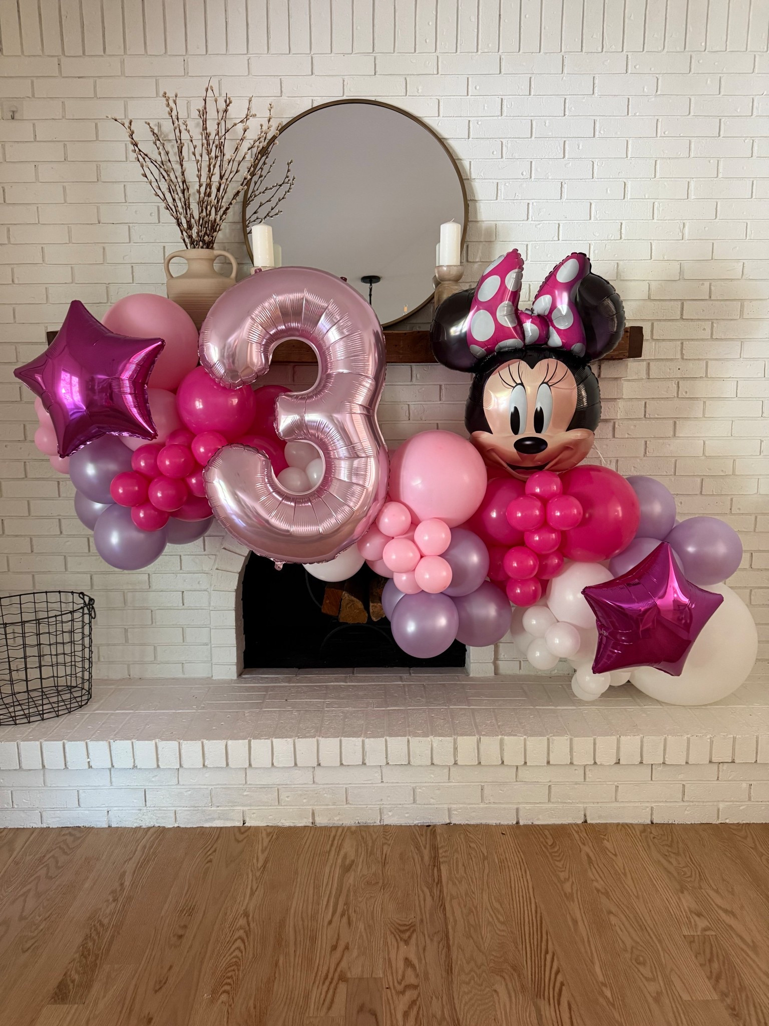 Minnie Mouse balloon garland 

#LTKHome #LTKKids #LTKParties