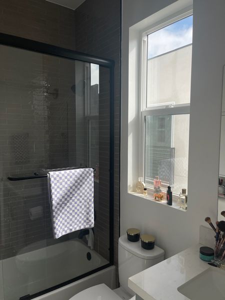 Bathroom decor - checkered towels - bathroom decor inspo - home finds - preppy bathroom decor - fun bathroom decor - chic bathroom inspo 

#LTKfindsunder100 #LTKhome #LTKstyletip