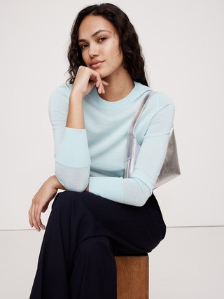 Lightweight Merino Crew-Neck Sweater | Banana Republic (US)
