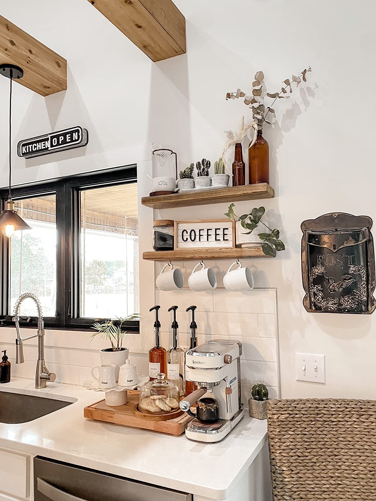 south ga design ?'s Amazon Page | Amazon (US)