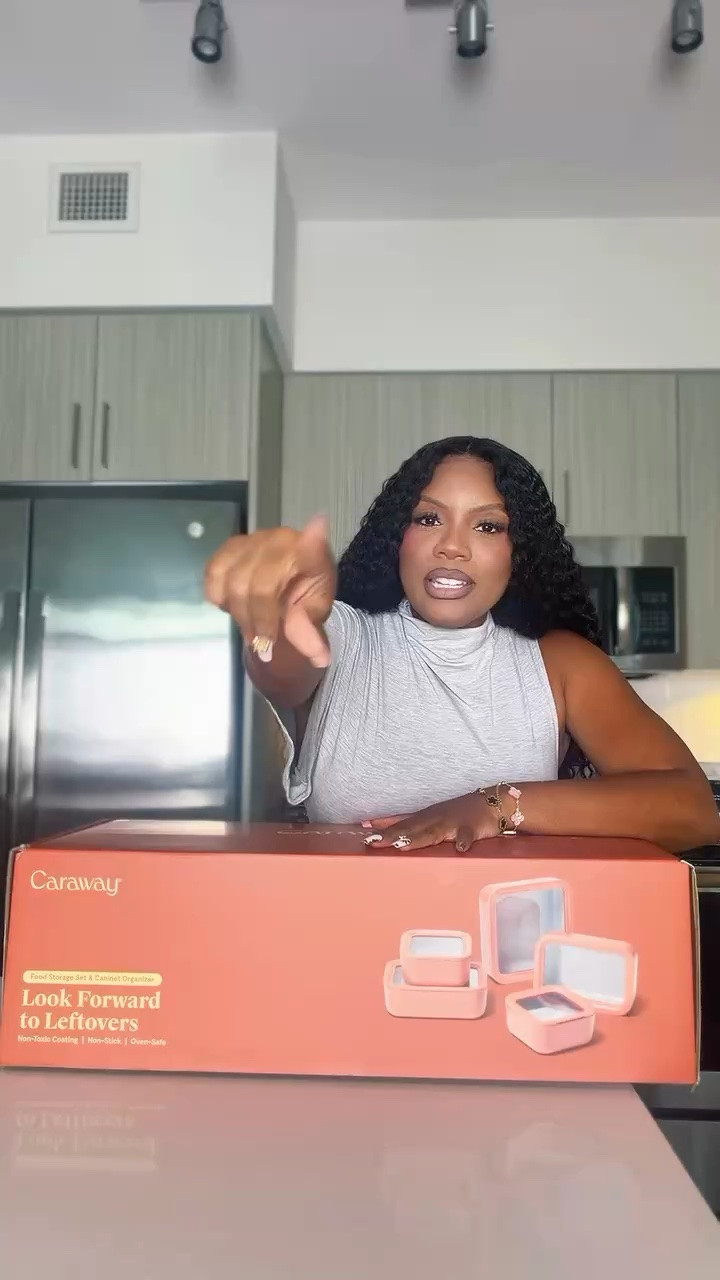 Kitchen upgrades that actually make everyday life easier? I’m here for it. 🤎 These food storage containers keep leftovers fresh, look good on the counter, and have me feeling way more organized than I probably am. If you’ve been looking for a sign to upgrade your kitchen essentials… this is it. 🍽️✨

#LTKHome #KitchenEssentials #HomeFavorites #EverydayLuxury

#LTKfoodie