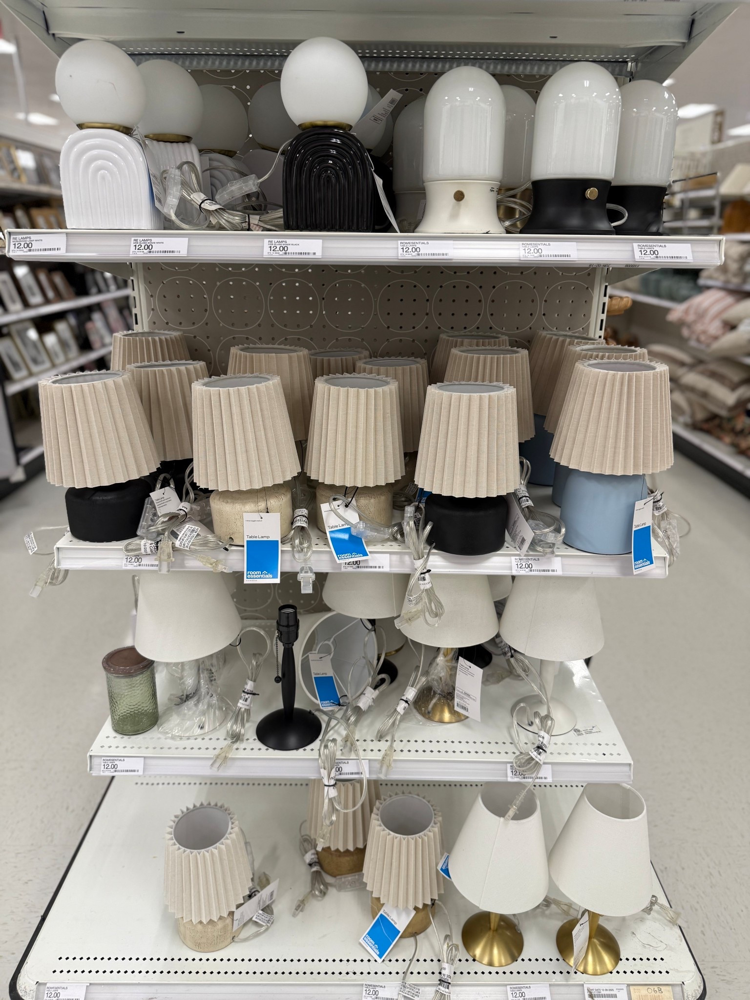 Small table top lamps!

#LTKSeasonal #LTKHome