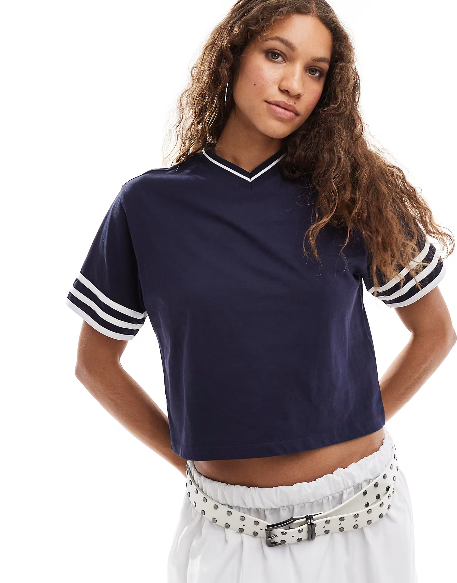 COLLUSION boxy V-neck cropped T-shirt in navy | ASOS (Global)