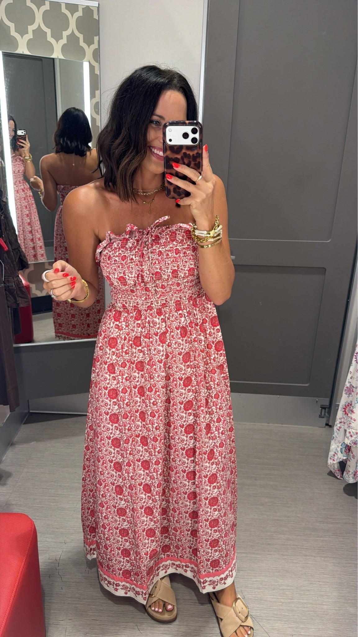 This one immediately went in my cart ❤️

The fit is so flattering and the print gives that effortless summer look without even trying.

Size XS
5’3 for reference

#targetfinds #targetstyle #summerfashion #targetfashion #dressfinds #ltkstyle