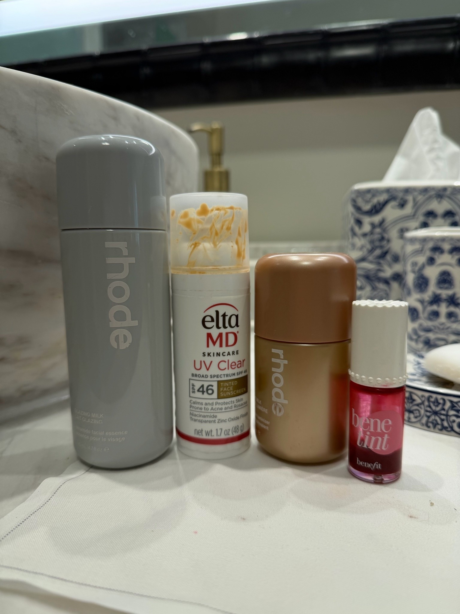 Summer makeup

#LTKgrwm #LTKdayinmylife #LTKmorningroutine