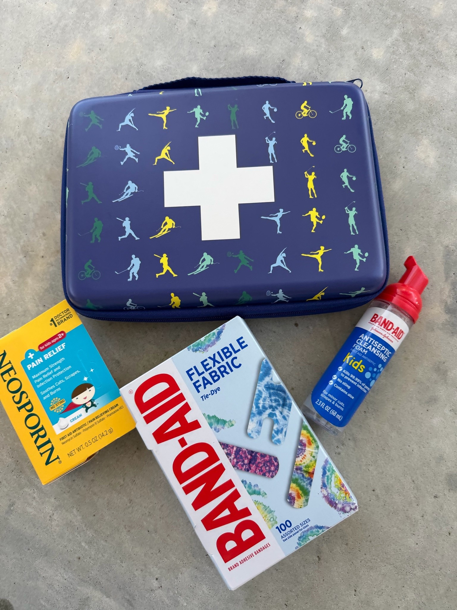 #ad A little preparation goes a long way 🤍 After years of weekends at the field, I’ve learned having everything in one place just makes life easier! I built this kit with BAND-AID® Brand + NEOSPORIN® from @Target
and when you buy 3 participating items, you get the bag for free 🙌 @bandaidbrand 
#TargetPartner #BANDAIDBrandPartner #firstaidkit #Target

#LTKdayinmylife #LTKmomlife #LTKKids