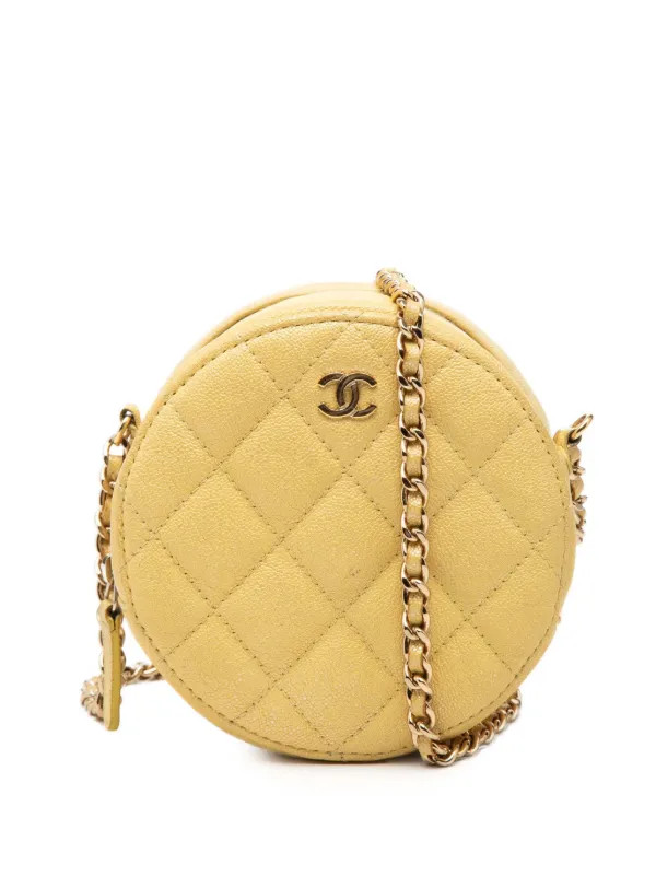2019 gesteppte Clutch mit Kette | Farfetch Global