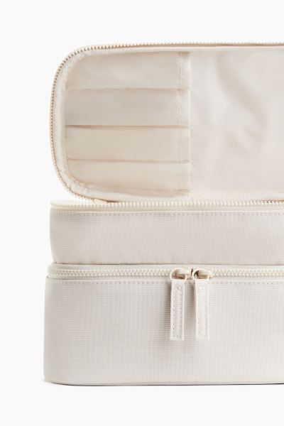Wash bag - Light beige - Ladies | H&M GB | H&M (UK, MY, IN, SG, PH, TW, HK)