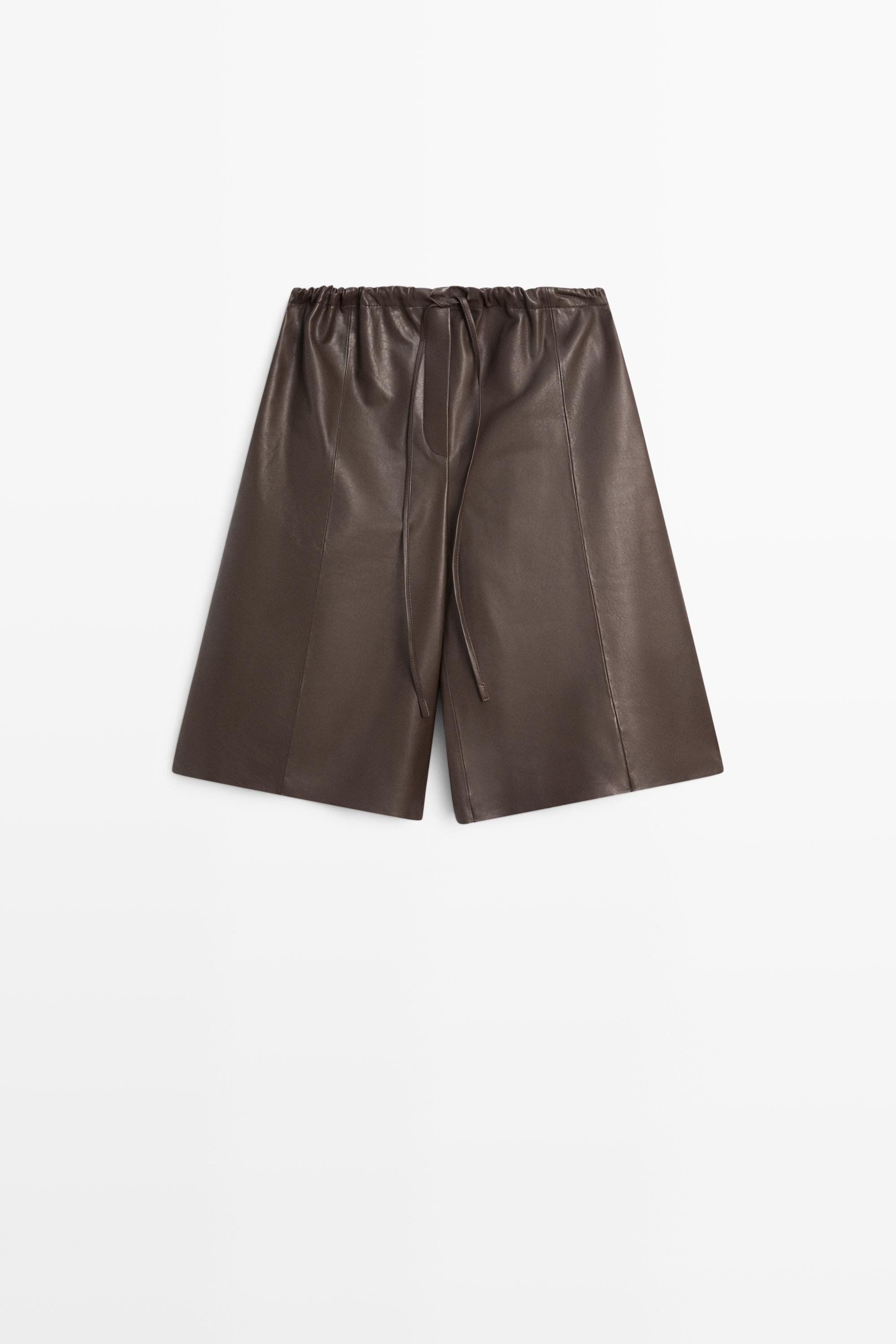 Long nappa leather Bermuda shorts | Massimo Dutti UK