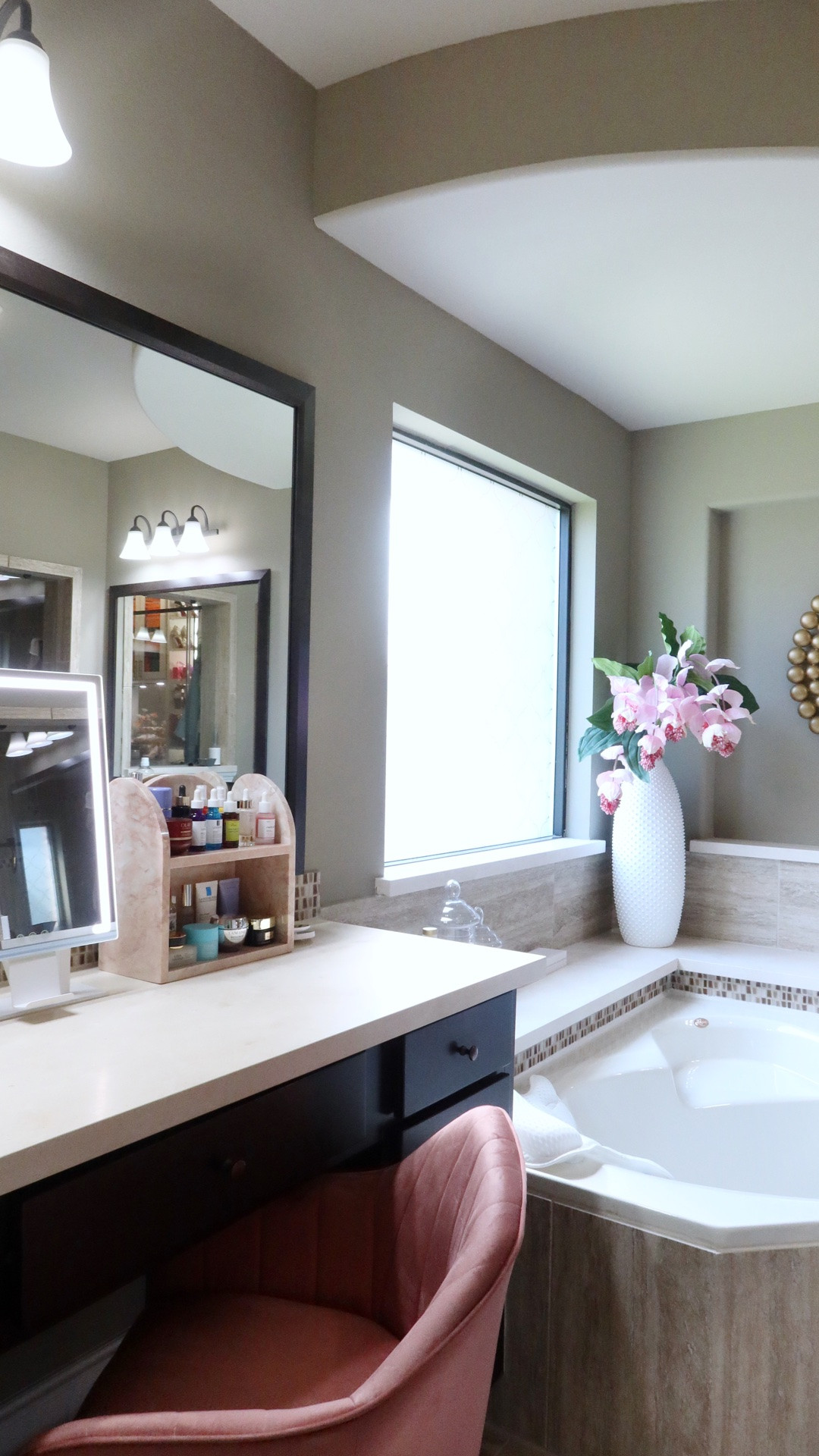 The perfect makeup mirror! It’s adjustable and rechargeable with 3 different light settings!

#LTKHome #LTKSaleAlert #LTKActive