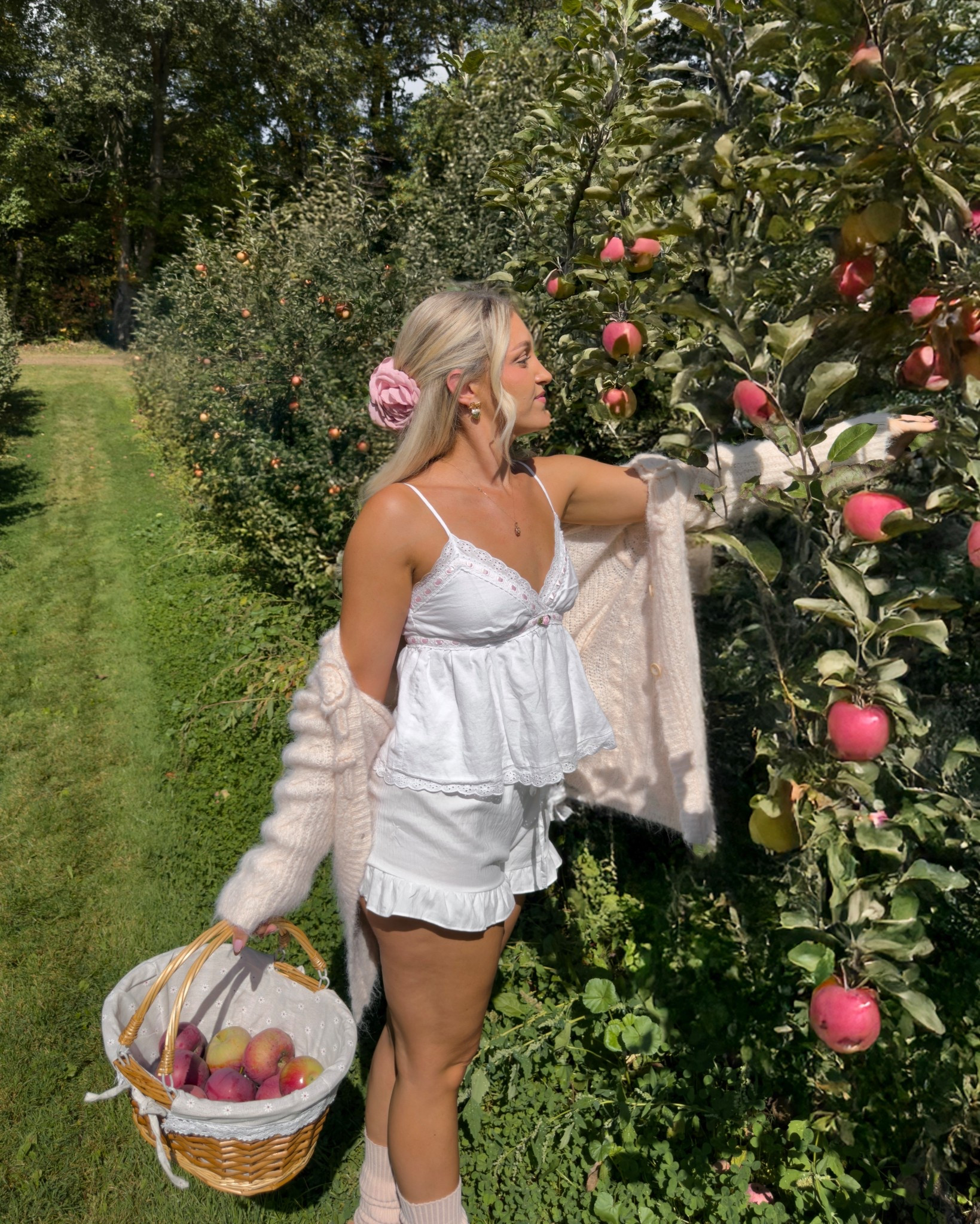 cute and girly fall outfit for the apple orchard 🍎Apple

#LTKstyletip #LTKbeauty #LTKcanada