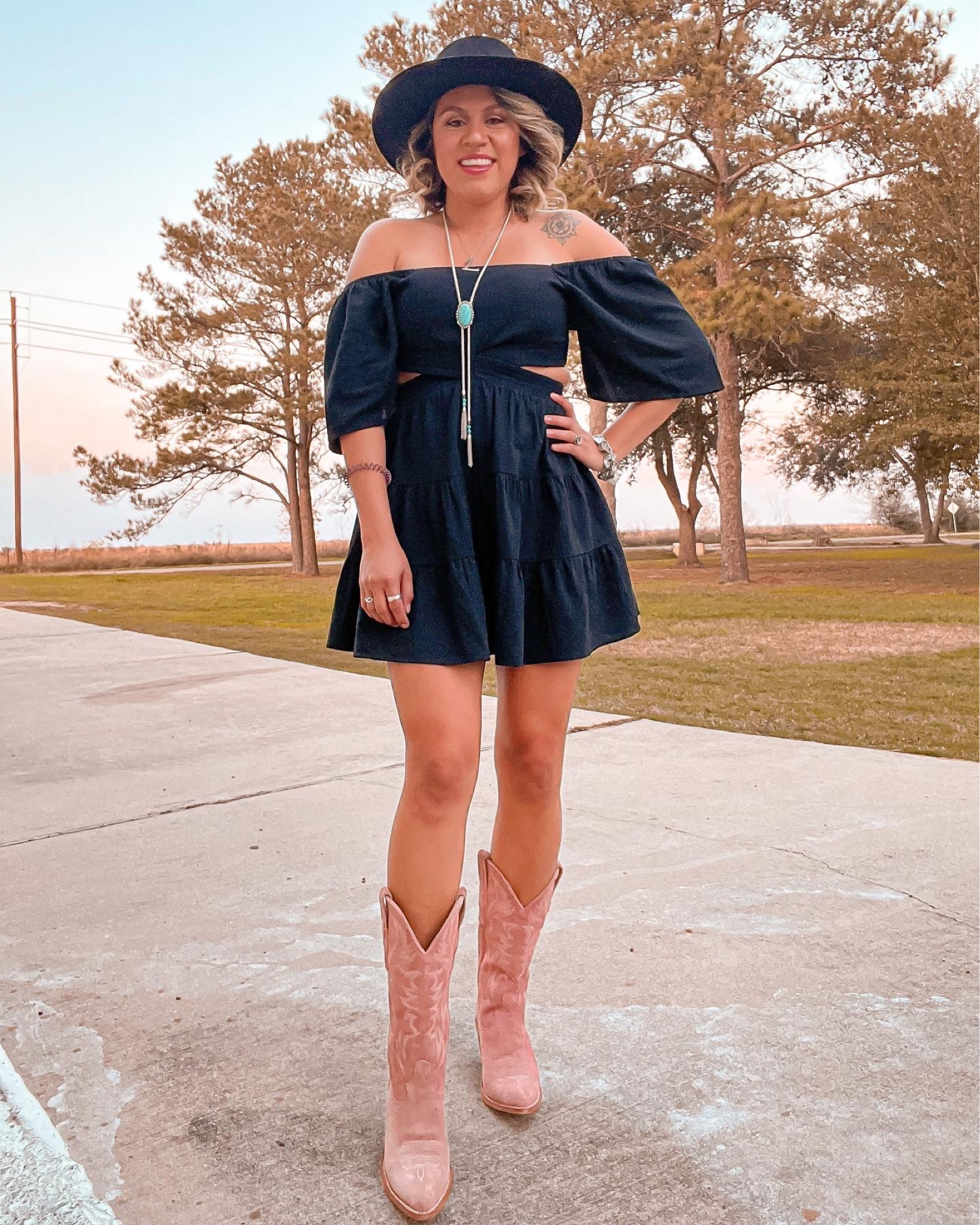 Perfect little black dress! 

#LTKshoecrush #LTKstyletip #LTKFind