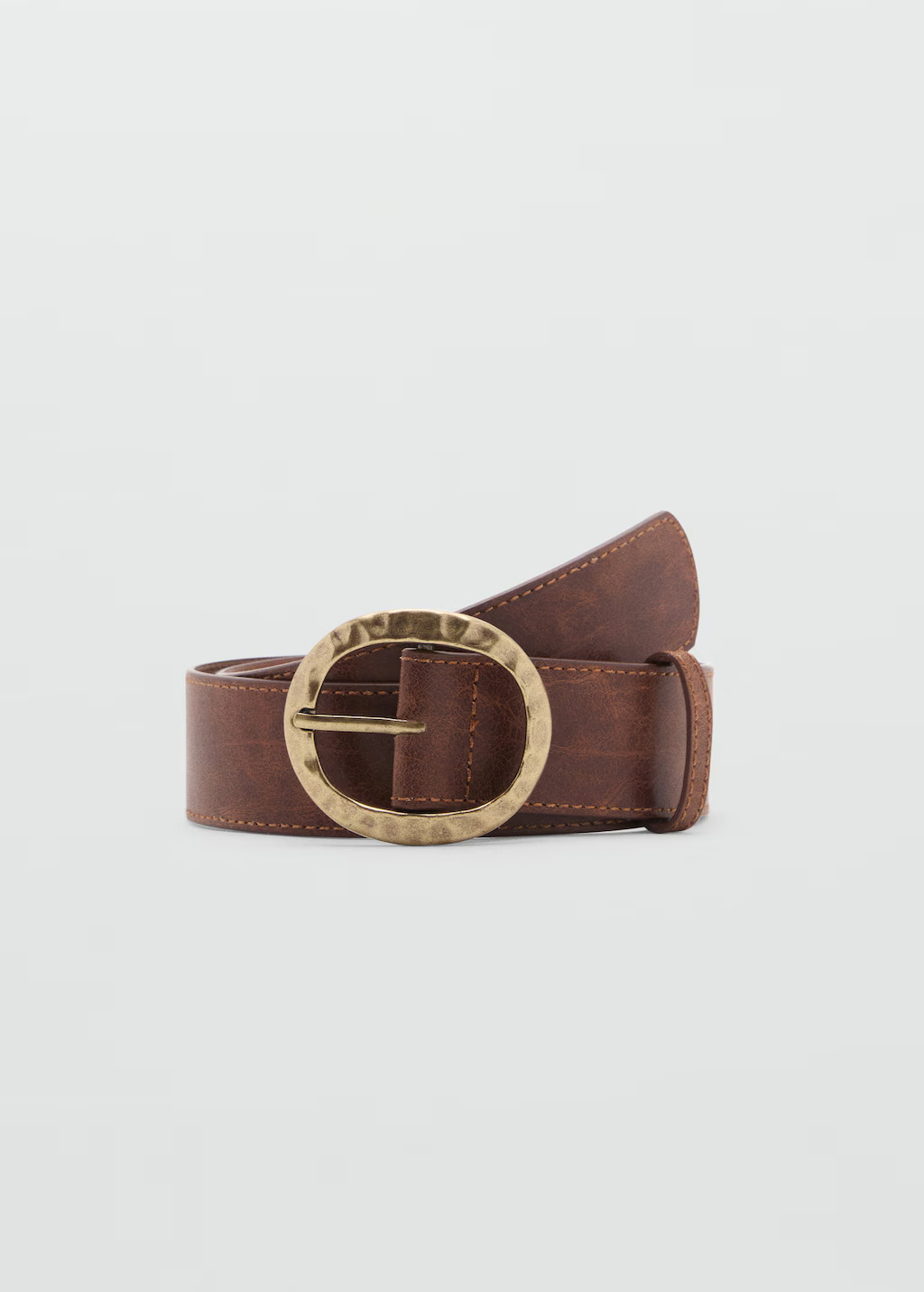 Textured belt with round buckle - Women | MANGO United Kingdom | MANGO (UK)