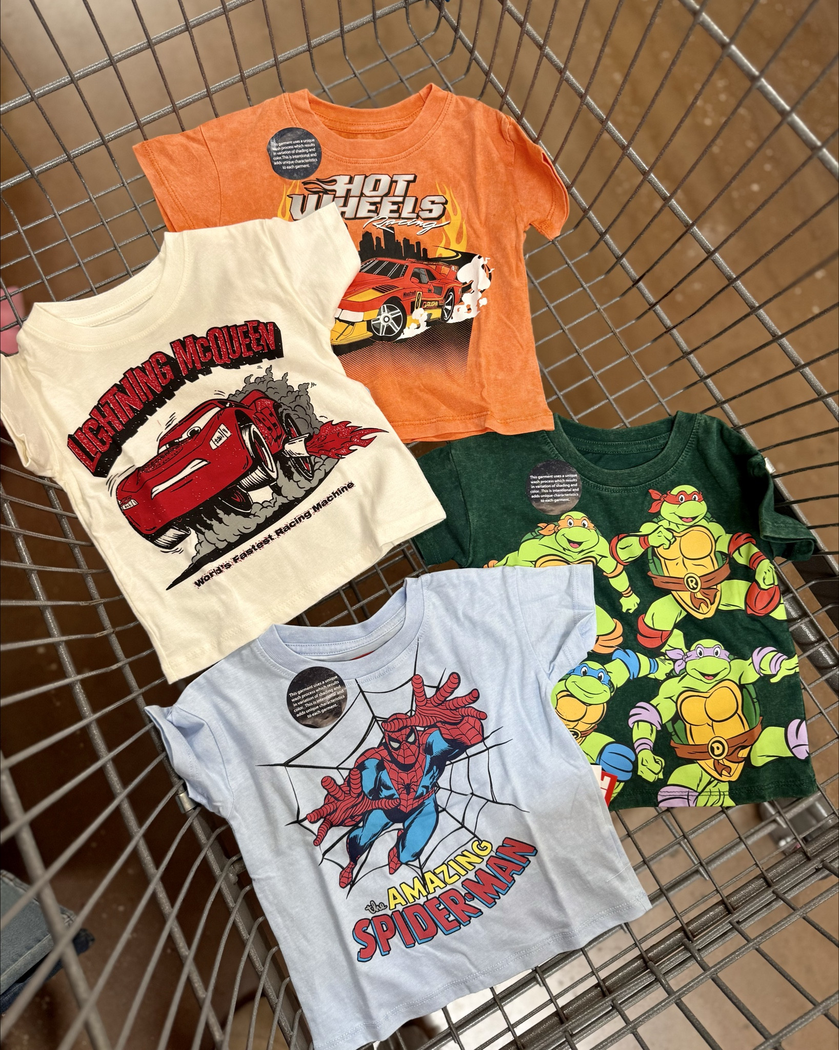 NEW toddlers/ kids graphic tees for only $7 a piece 😍
-
#toddlergirl #girlmom #girlclothing #girlstyle #girloutfit #toddlergirlfashion #toddlergirlstyle #hellokitty #bluey #blueyandbingo #toystory #cars #monsterjam #boysstyle #toddlerboyfashion #ToddlerTees