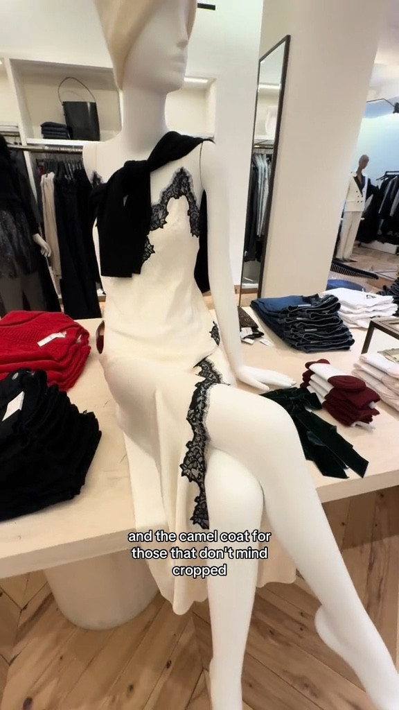 Whats new for holiday @J.Crew  #nycstyle #nycstylist #stylistlife #nycmom #momstyle #holidayootd #holidaystyle #holidaylooks #holidaycocktail 

#LTKSeasonal #LTKStyleTip #LTKHoliday