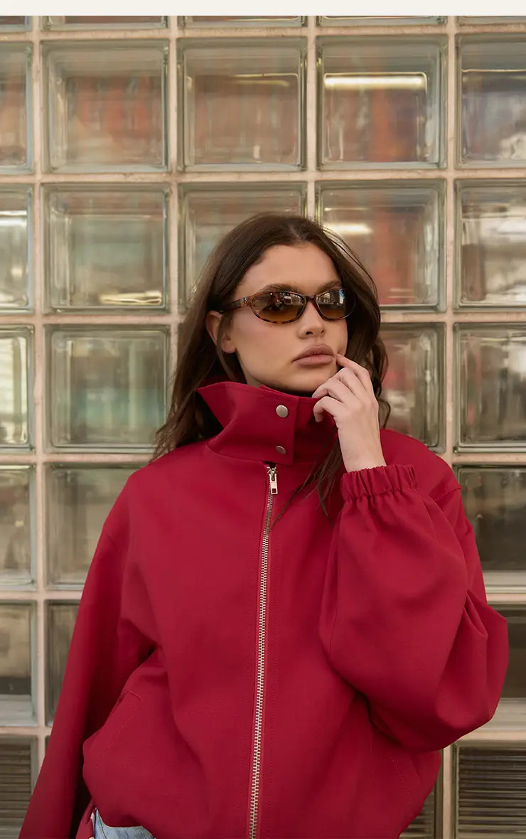 RED Funnel Neck Windbreaker | PrettyLittleThing UK