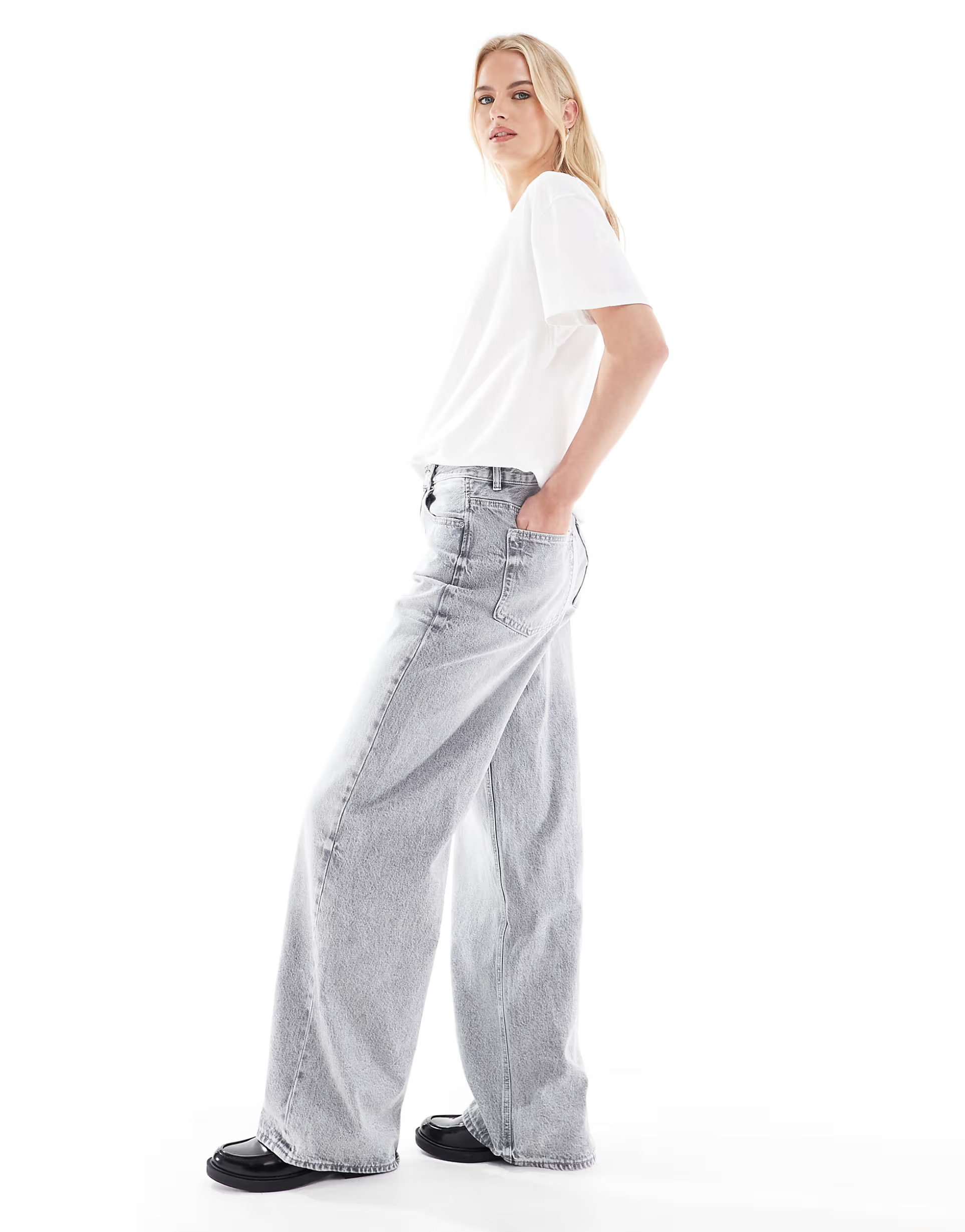 Stradivarius Tall D88 baggy jean in light grey wash | ASOS | ASOS (Global)