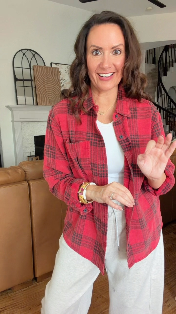 Wearing a small in this men's flannel❤️ 4 color ways
.

#LTKootd #LTKstorytime #LTKOver40