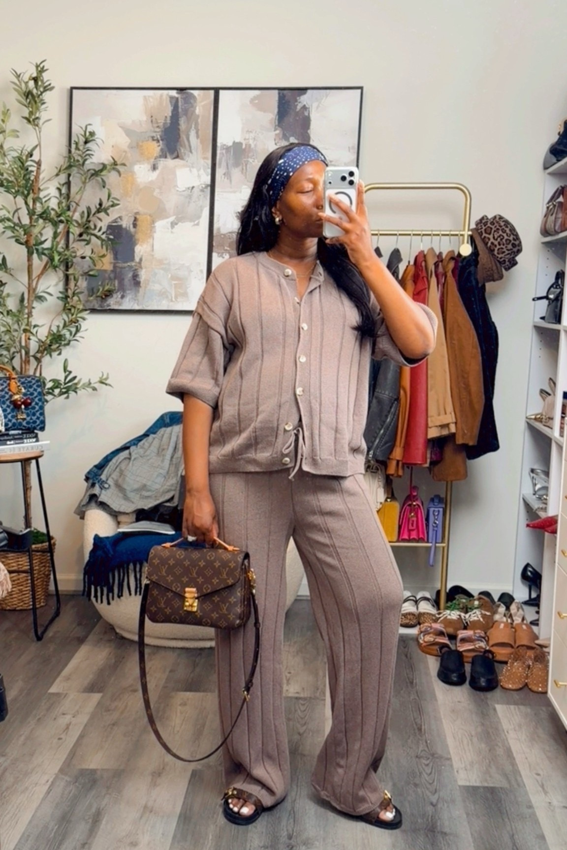 Today’s appointment OOTD
A set is all I love in these days. 
Medium top & large pants


Follow my LTK @KerrySpence_ on the @shop.LTK app to view this post and get my exclusive app-only content!

#liketkit #LTKootd #LTKBump #LTKSeasonal
@shop.ltk
https://liketk.it/63GEU