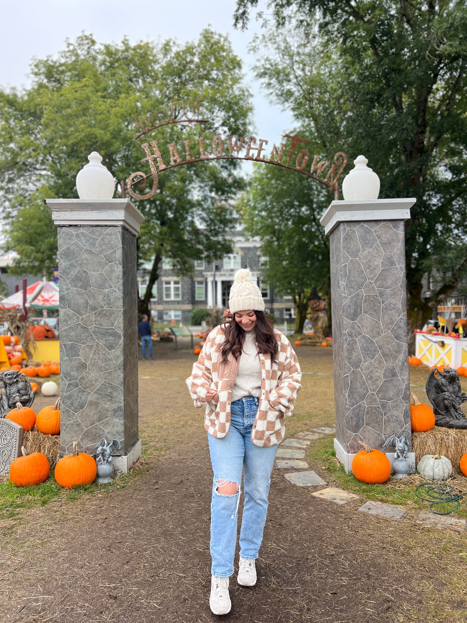 Halloweentown! 🎃

#LTKSeasonal #LTKFindsUnder100 #LTKHalloween