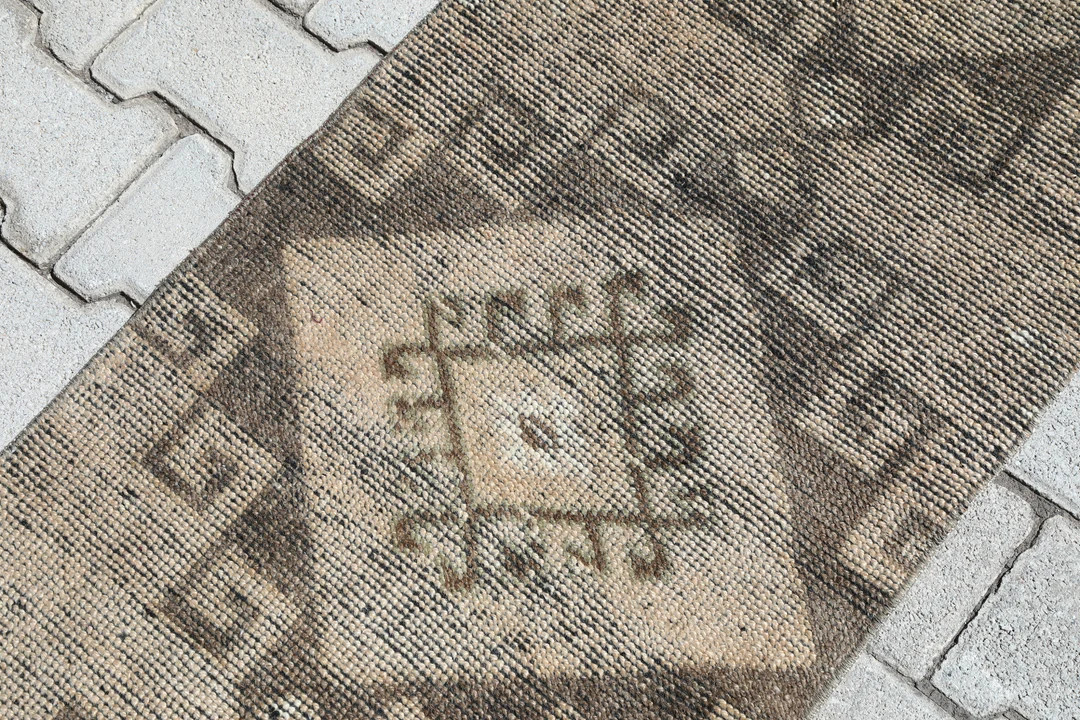 Corridor Rug, 2x11 Rug, 2x11 Turkish Runner,vintage Wool Oushak Eclectic Home Decor Hallway Runne... | Etsy (US)