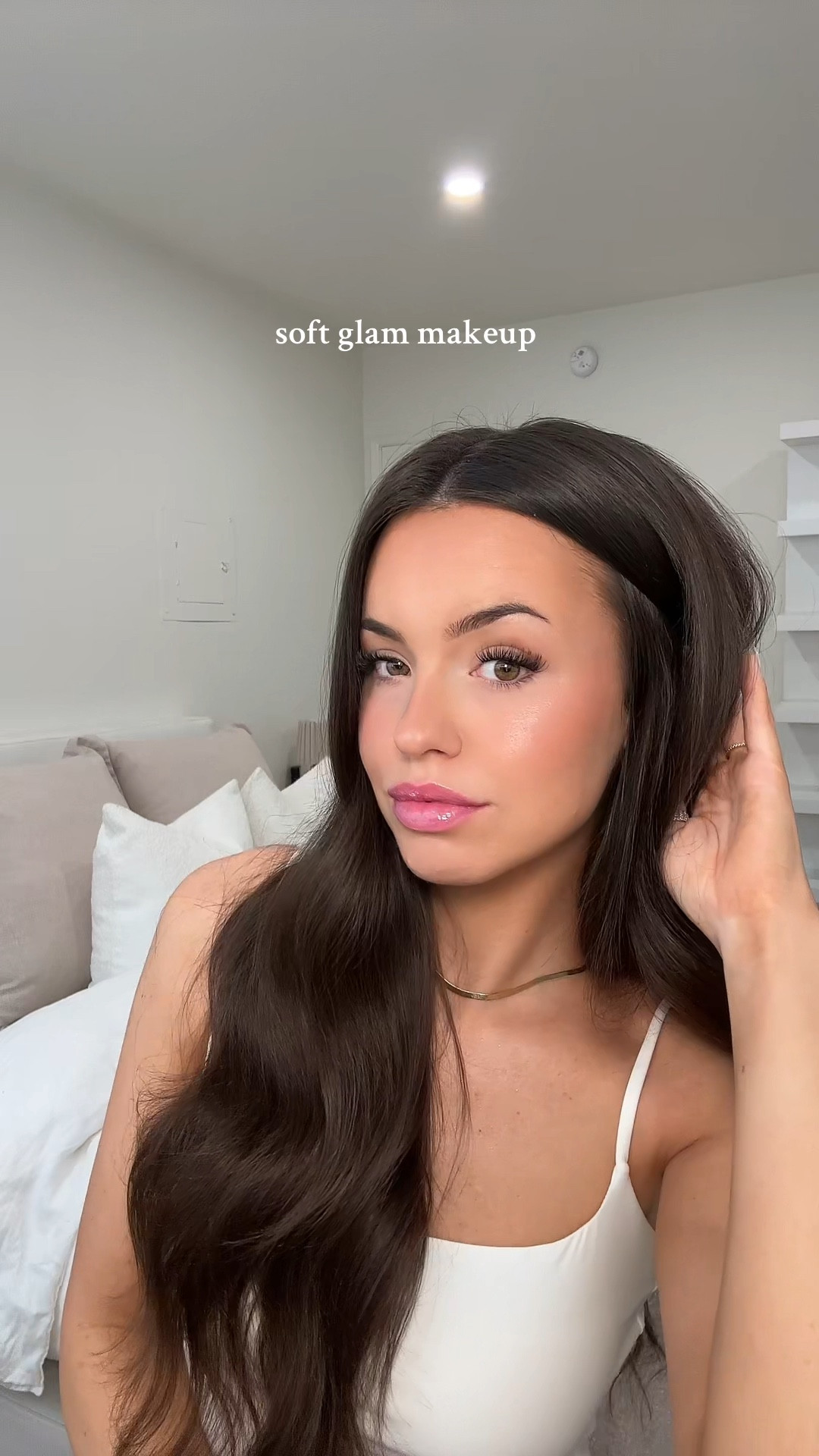 Soft glam makeup look 

#LTKSaleAlert #LTKBeauty #LTKFindsUnder100
