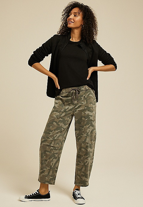 Camo Barrel Leg Weekender Pant | Maurices