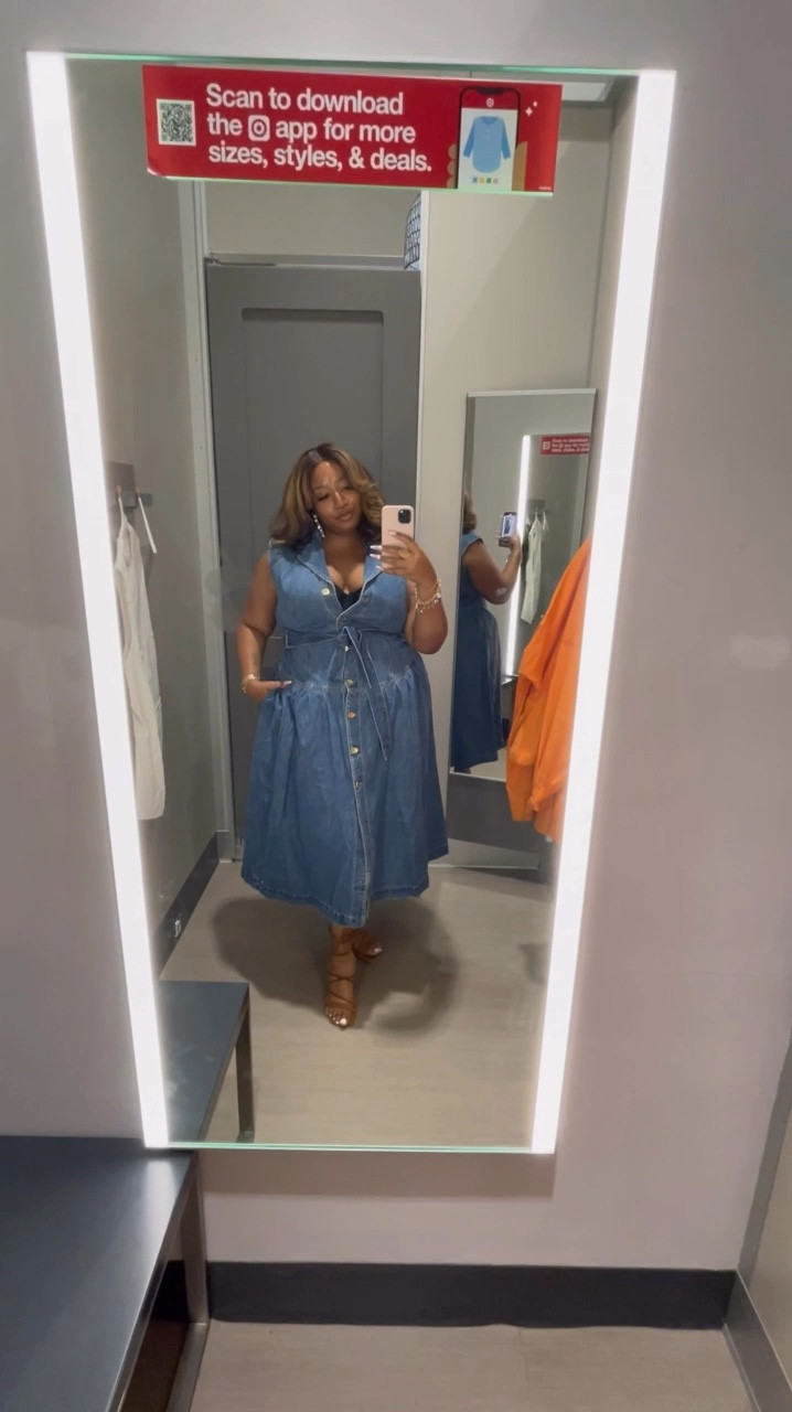 Trying on Jenee Naylor’s Future Collective Target line for plus size 22/24 my best advice is to SIZE UP! 

#LTKStyleTip #LTKMidsize #LTKPlusSize