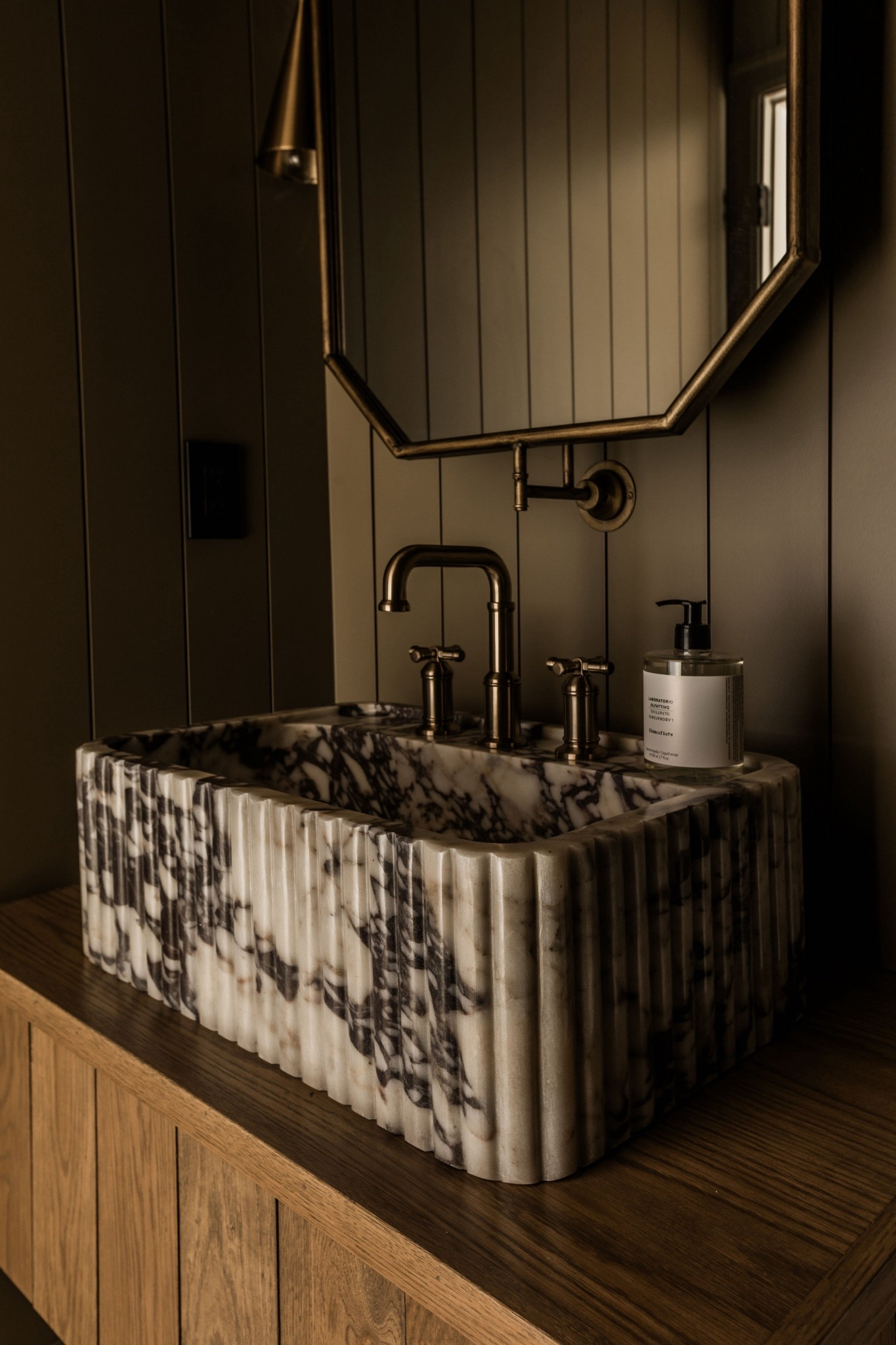 Linking our favorite stone statement sinks! 

#LTKStyleTip #LTKHome #LTKSaleAlert