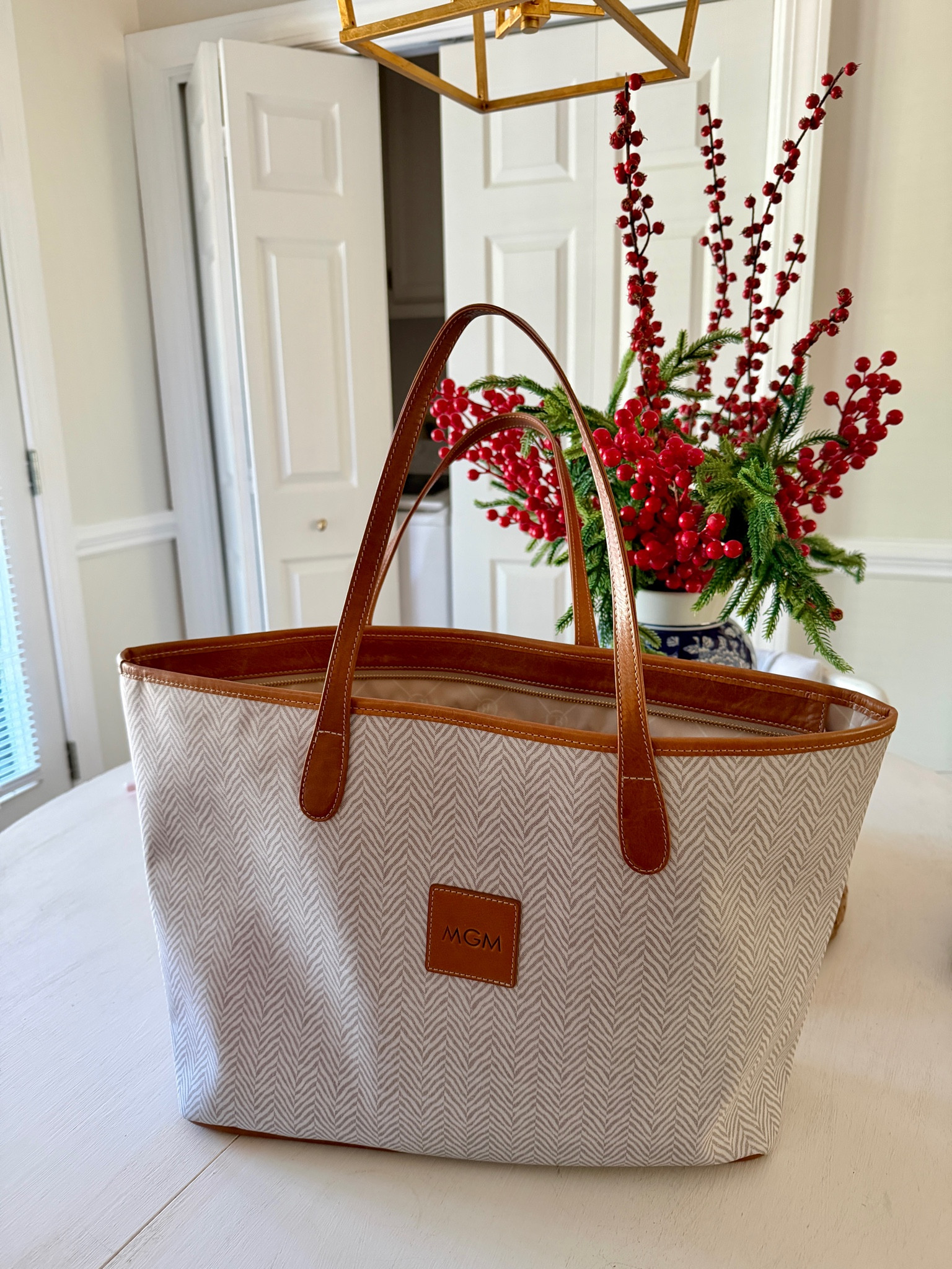 My favorite purse, barrington bag!

#LTKSeasonal #LTKStyleTip #LTKmomlife