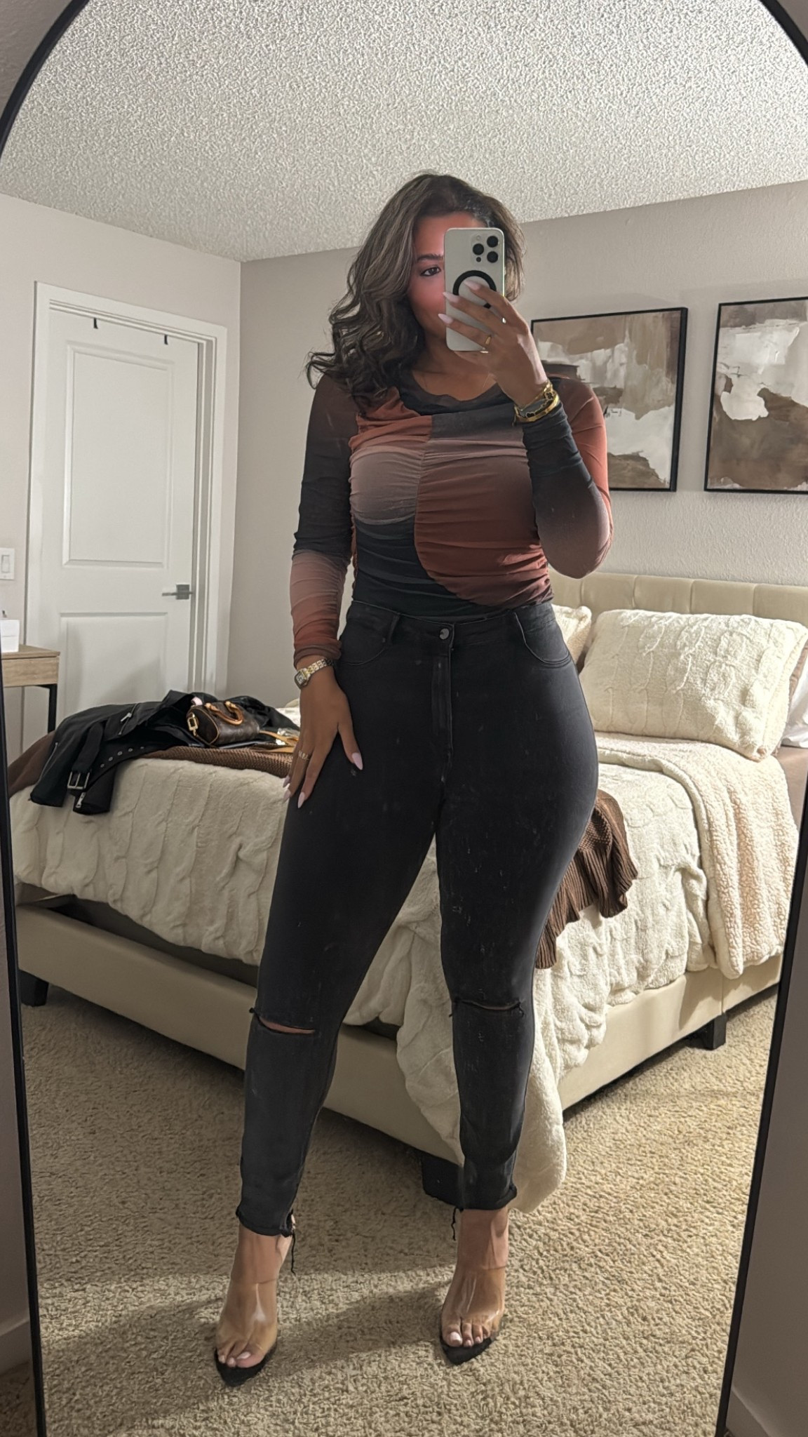 Dinner Outfit 🥠
Jeans are from Zara 
Top is Fashionnova
Heels from Windsor 

#LTKBeauty #LTKMidsize #LTKgrwm