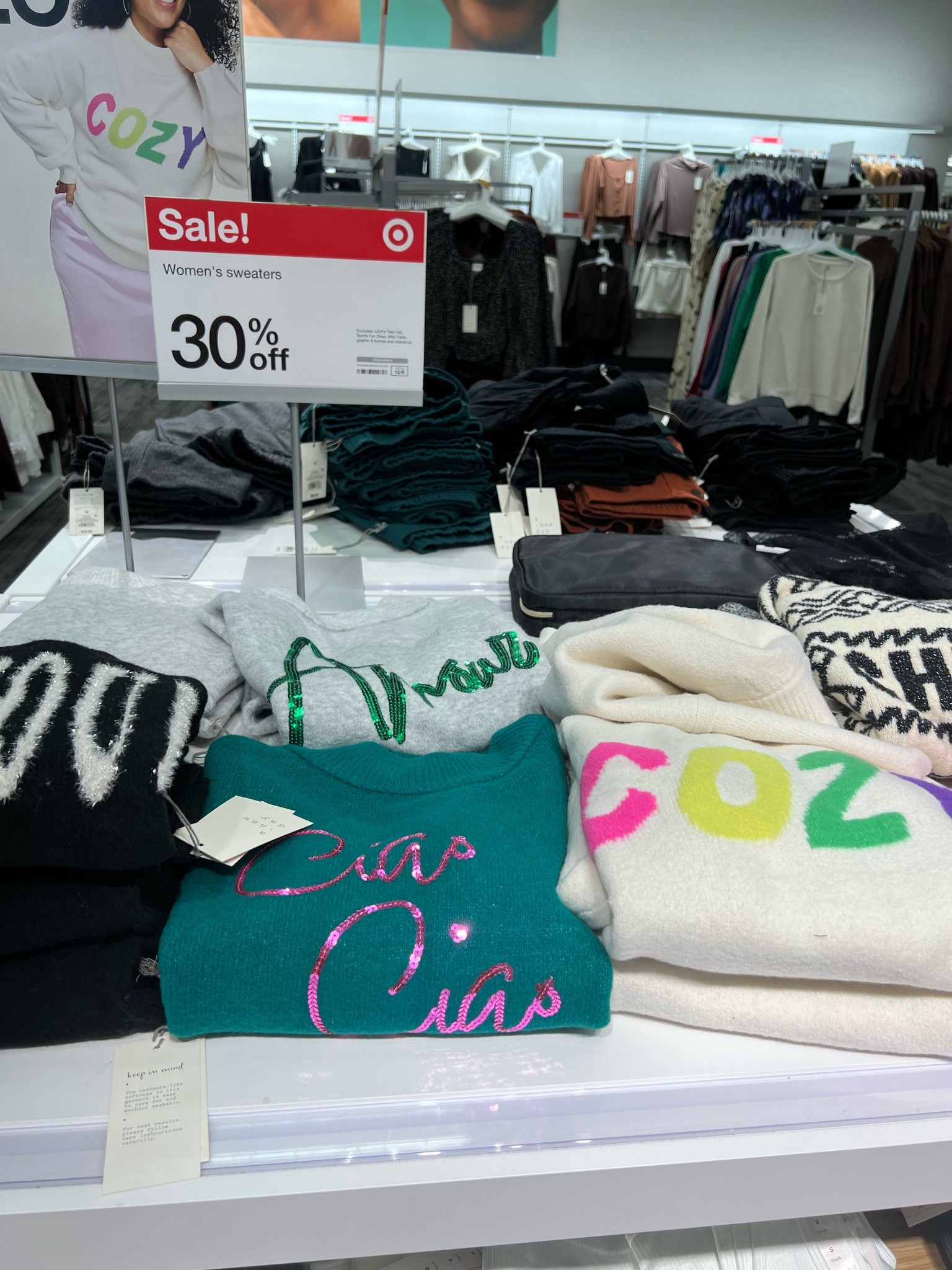 Gift guide! Gift ideas for her! Last day of the sale! 🎅🏻🎄🎁

#LTKsalealert #LTKGiftGuide #LTKHoliday