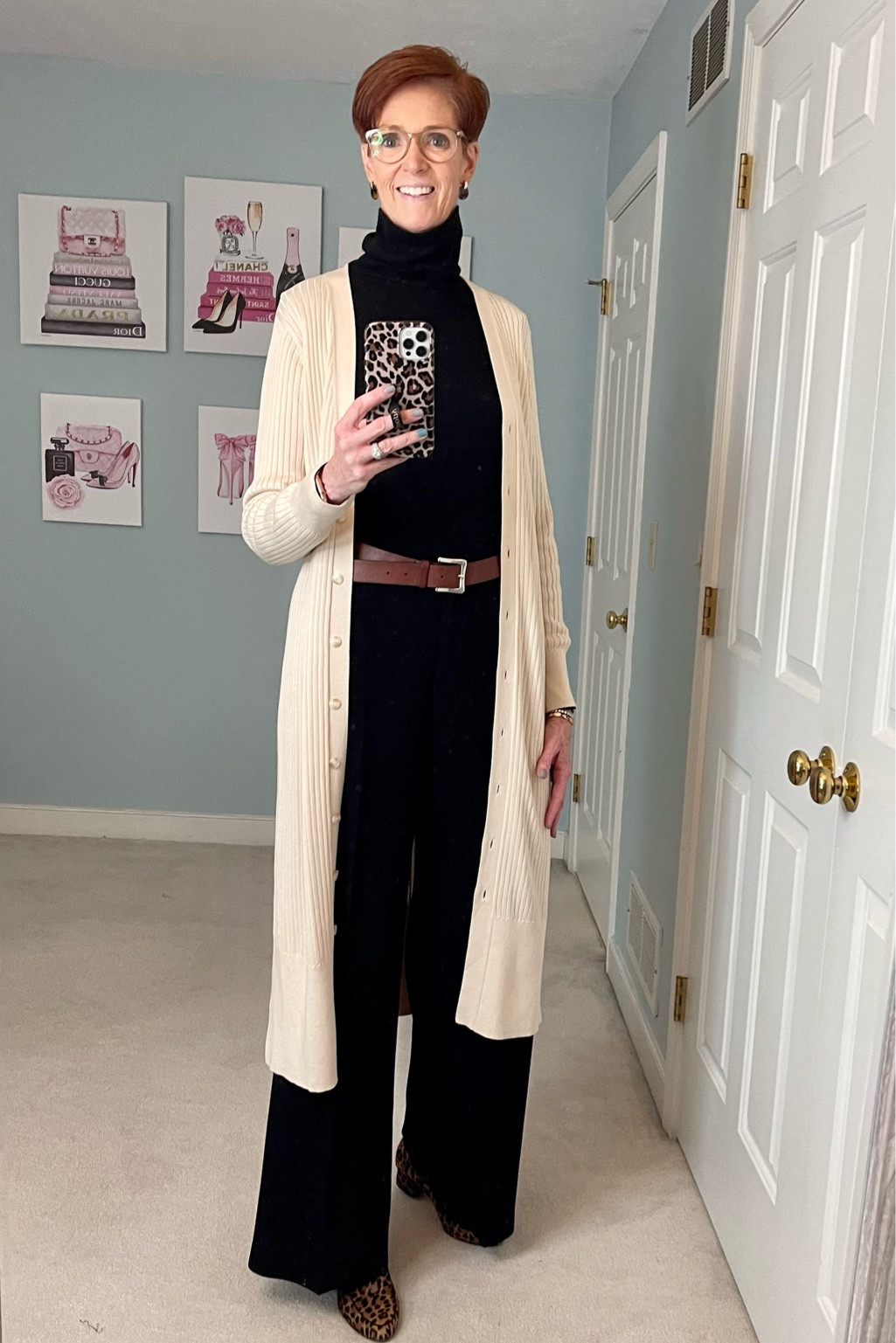 Another Pinterest inspired outfit! I love monochromatic outfits. So easy but so classic and sophisticated. 

Black sweater, black pants, duster cardigan, monochromatic outfit, fall outfit, classic outfit

#LTKstyletip