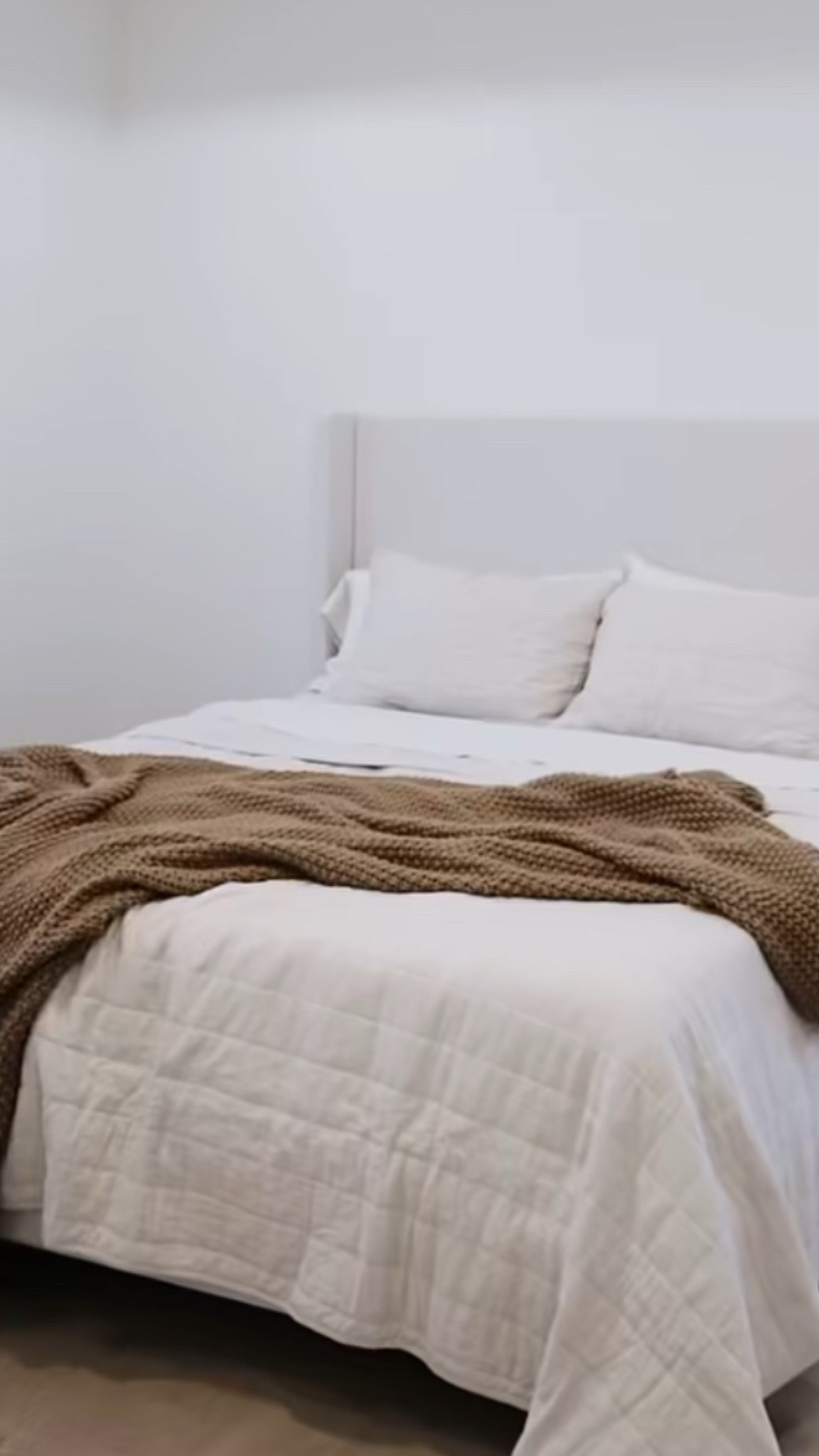 Master bedroom details! 🫶🏼

Obsessed with the quality of our bed from Wayfair — such a great mix of style, comfort, and price!

