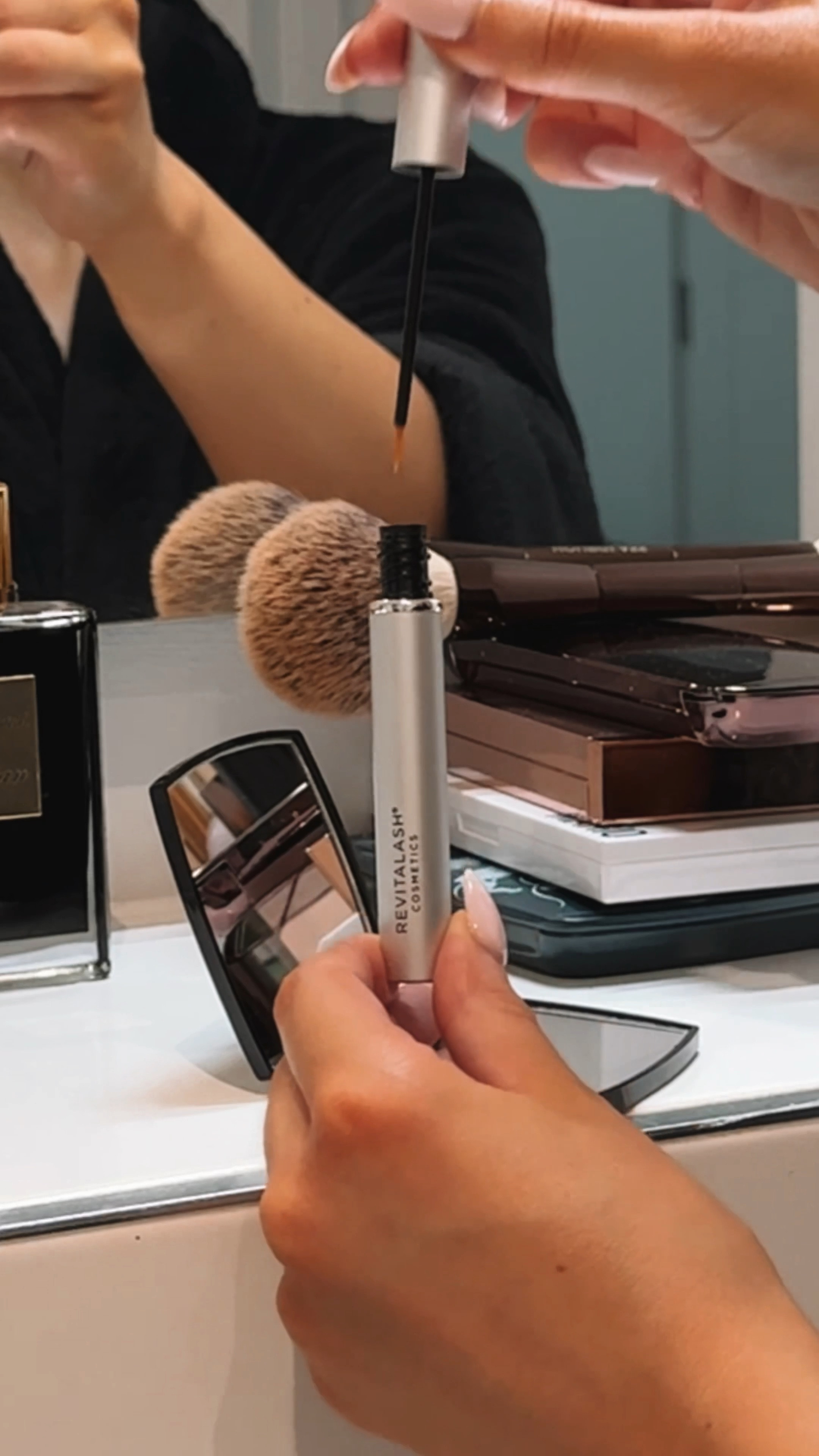 Evening routine 💫🫶🏼🧖🏻‍♀️💅🏼 
DISCOUNT CODE: “LFTFZARAANNE” for up to 25% off LookFantastic 

#eveningroutine #eveningskincare #skincare #skincareroutine 

#LTKeurope #LTKbeauty #LTKGiftGuide