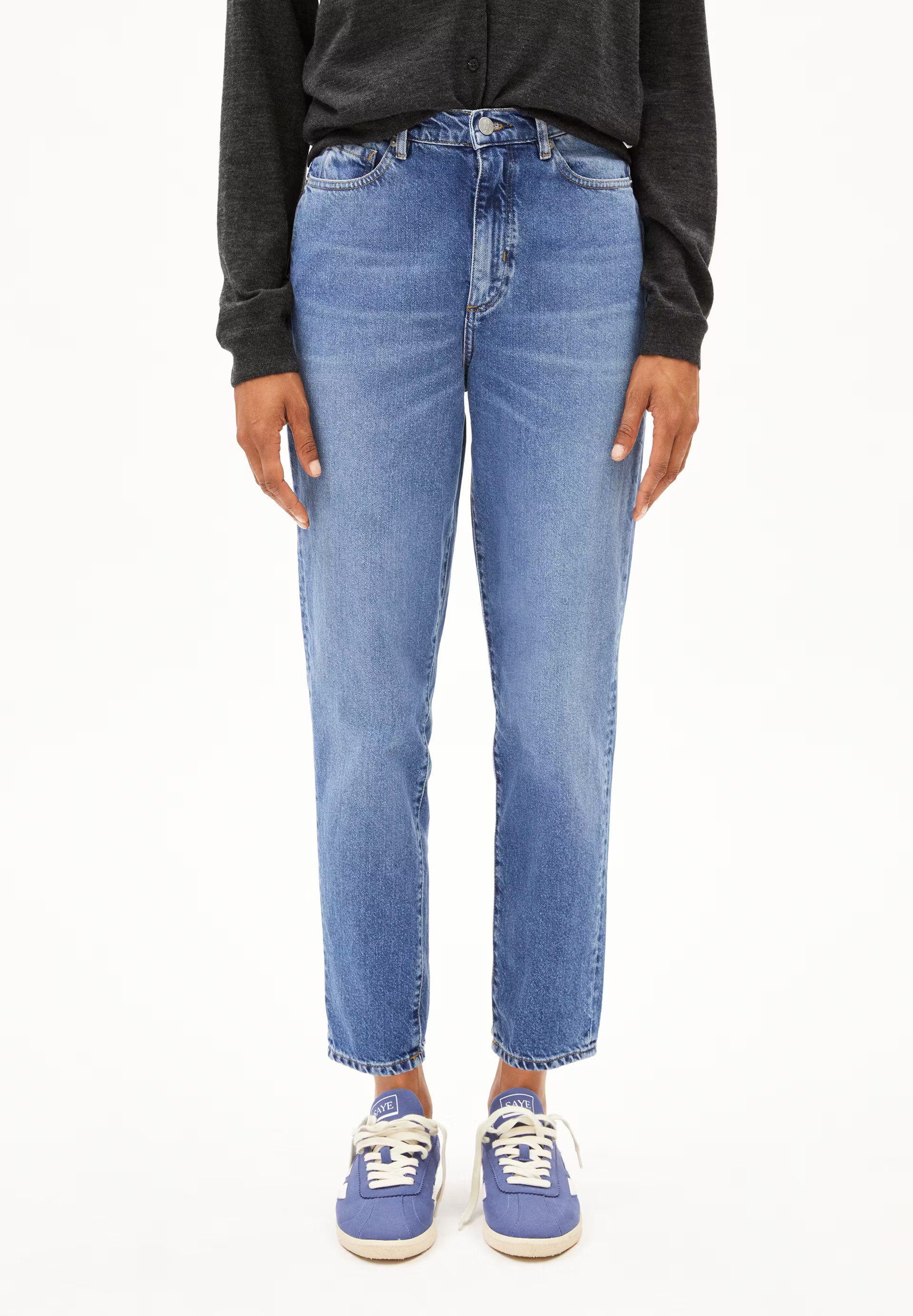 Jeans Mom Fit High Waist Ankle recycelte Baumwolle Non-Stretch | ArmedAngels (DE)
