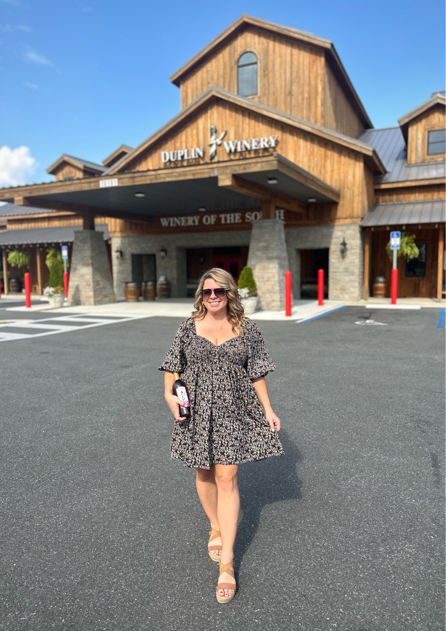 Wore this cute little black floral mini dress with a sweetheart neckline to a winery this past weekend!!! Would be perfect paired with boots or worn in transition to fall.

Summer to fall transition 
Mini dresses
Fall dress
Fall florals
Summer dresses
Sojos sunglasses
Winery outfit
Winery day dress
Winery dress
Exploring Florida dress


#LTKFindsUnder100 #LTKStyleTip #LTKMidsize