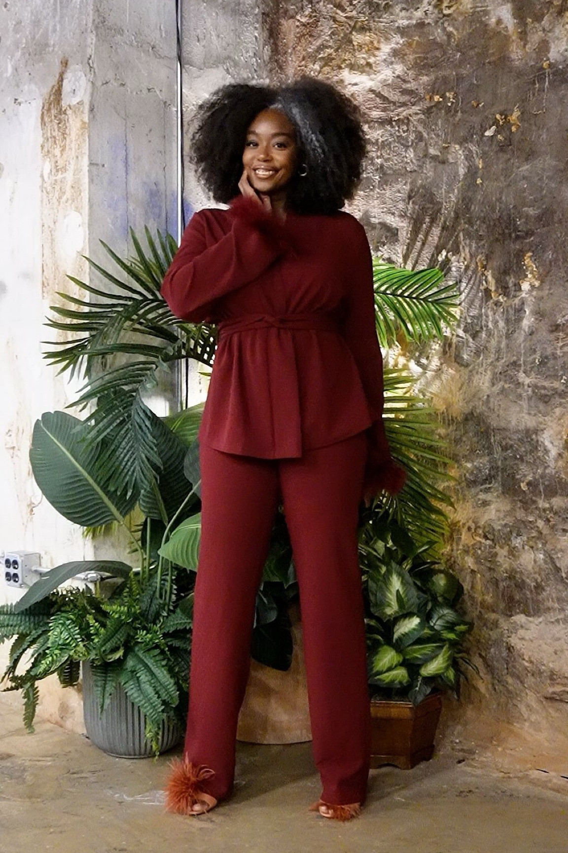 Fall Work wear look for the office! Feather and Fur combo brings the right amount of drama to the morning meeting! 🪶

#LTKBeauty #LTKStyleTip #LTKWorkwear