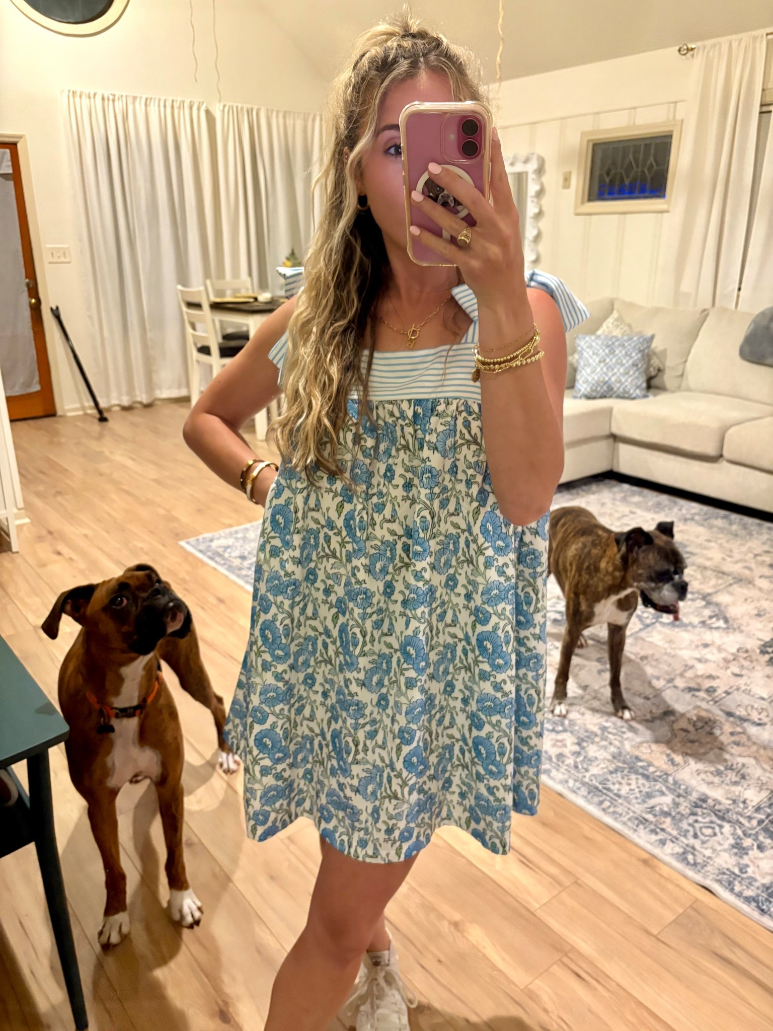 Summer dress size small 

#LTKStyleTip #LTKSeasonal #LTKSummerEdit