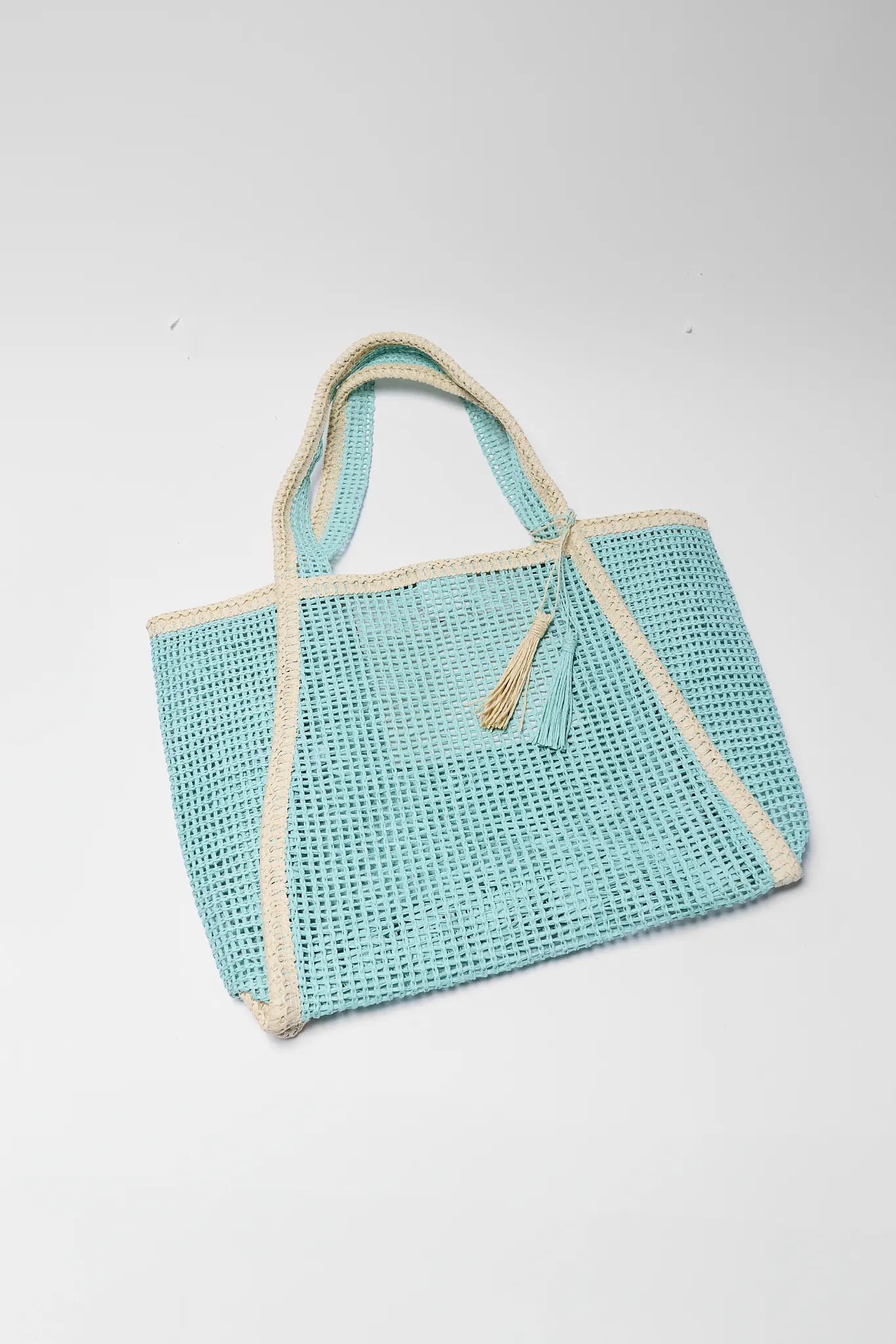Mint Contrast Trim Woven Tote | Avara