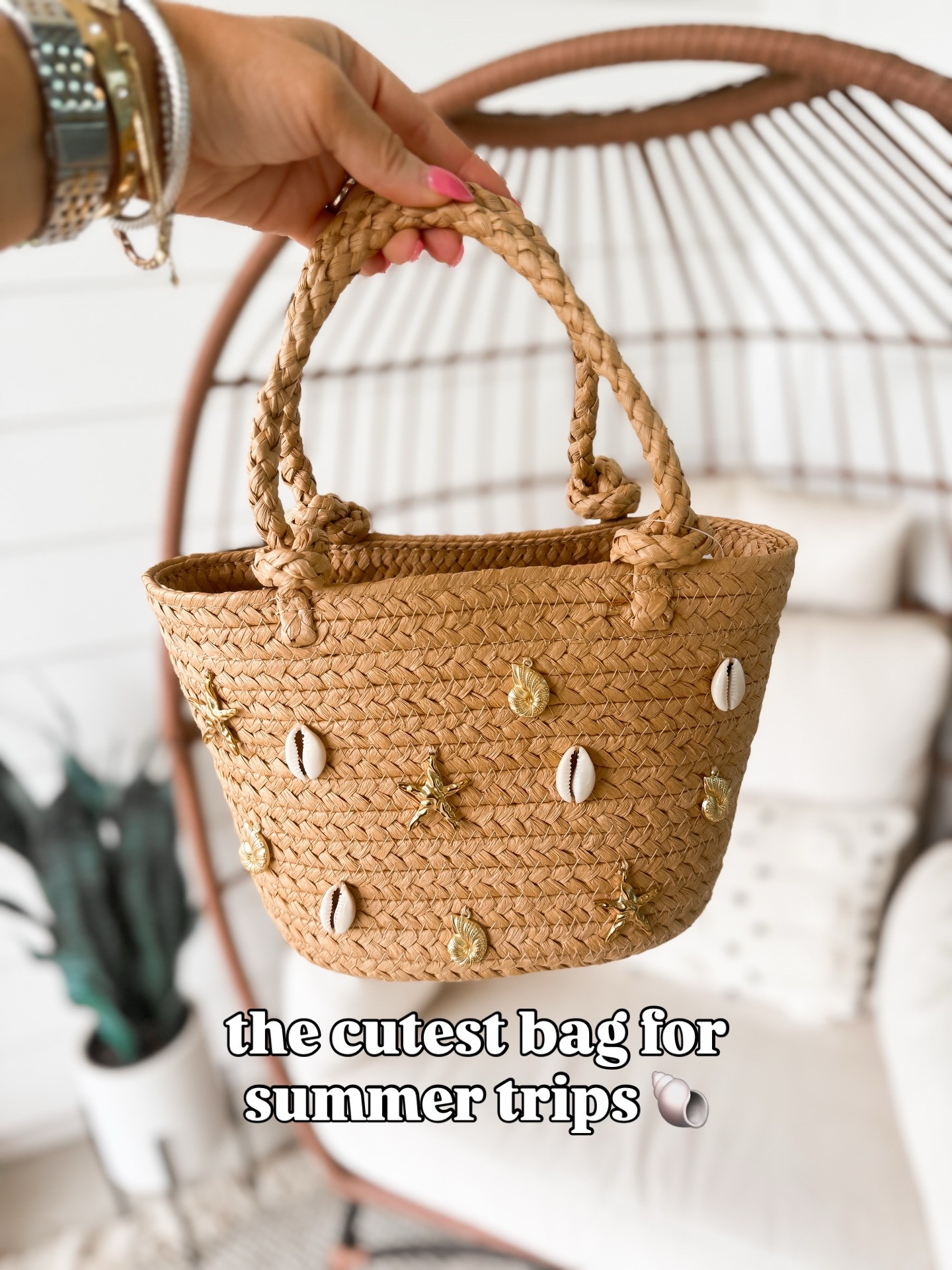 Adorable seashell bag perfect for vacations!


Target style, handbag, 2026 spring outfits, summer looks, straw, rattan, embellished, vacation wear, resort wear, beach, cruise, seashells, accessories, affordable finds, gift idea, cute Target finds.  

 #LTKSeasonal #LTKTravel