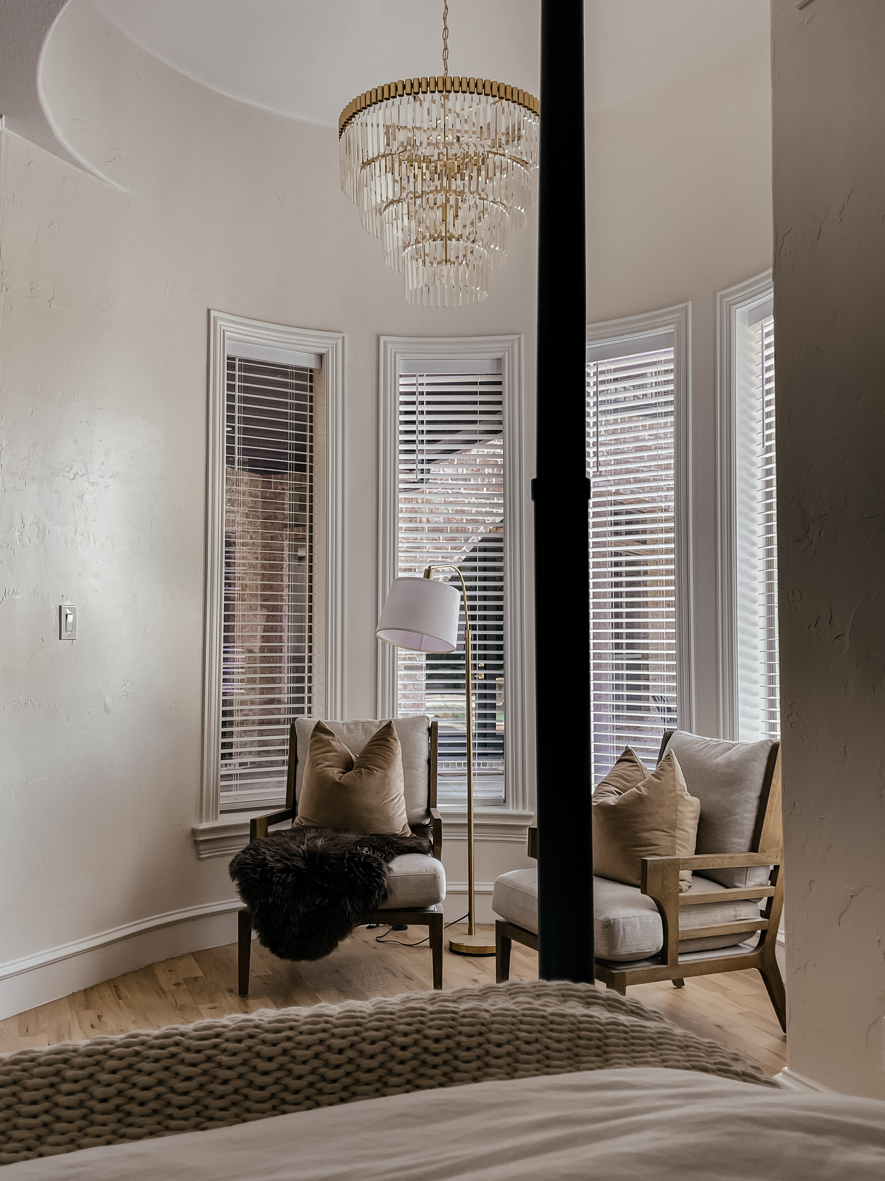 Table. Home decor. Tile. Home Depot. Lowe’s. Stems. Dresser. Home decor. New bedding and mattress. Home decor. Bed. Sheets. Rug. Bedding. Canopy bed. Chandelier. Chair. Duvet. Base. Bedroom. Runner. Lamp. Guest bedroom. Primary bedroom. Chair. Chandelier. Throw blanket. Home decor. Primary bedroom. Pillow. Duvet. Summer fashion. Sheets. Euro pillow. Curtains. Nightstand. Dresser. 


Comment SHOP below to receive a DM with the link to this post on my LTK ⬇ https://liketk.it/5figX #ltksalealert #ltksummeredit #ltkhome

#LTKSaleAlert #LTKHome #LTKSummerEdit