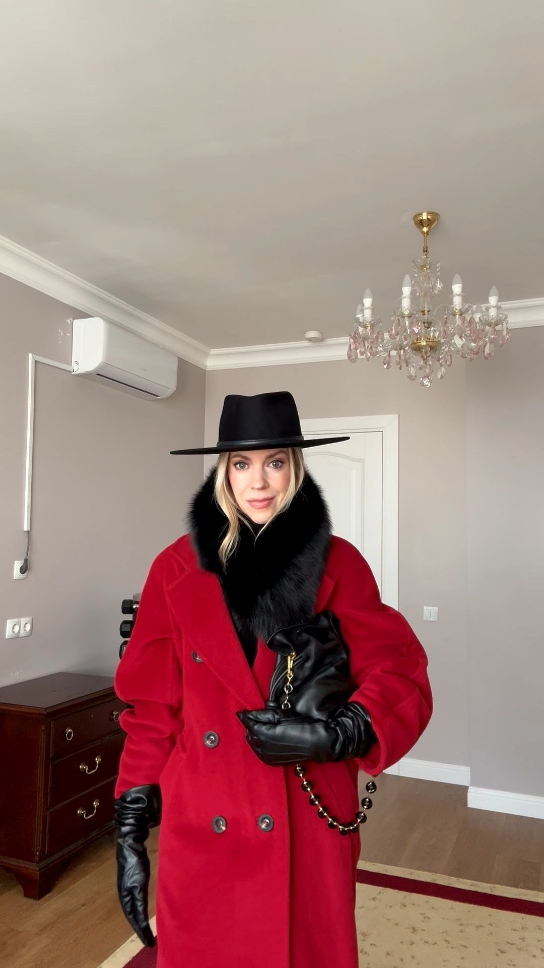 Red coat winter outfit, Valentine style, @Janessa Leone black wool fedora hat, @Zara cropped straight leg jeans, Loewe Flamenco pouch handbag

#LTKootd #LTKOver40 #LTKSeasonal
