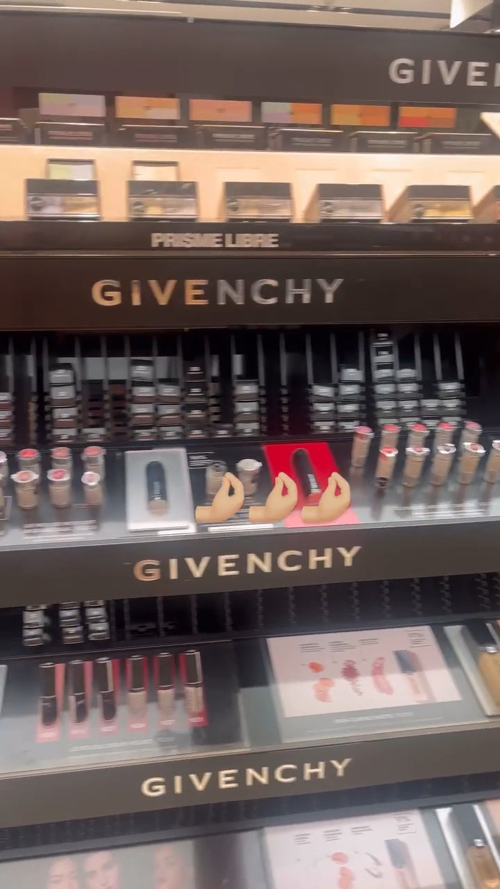 #DallasComALTK

Dei uma passadinha na Sephora para comprar uma base e aproveitei para gravar um pouquinho das novidades,eu fico doidaaa nessa loja jurooo.💖
E o melhor se não tem na sua cidade você pode comprar por aqui.

#LTKbeleza #LTKbrasil #LTKpromo