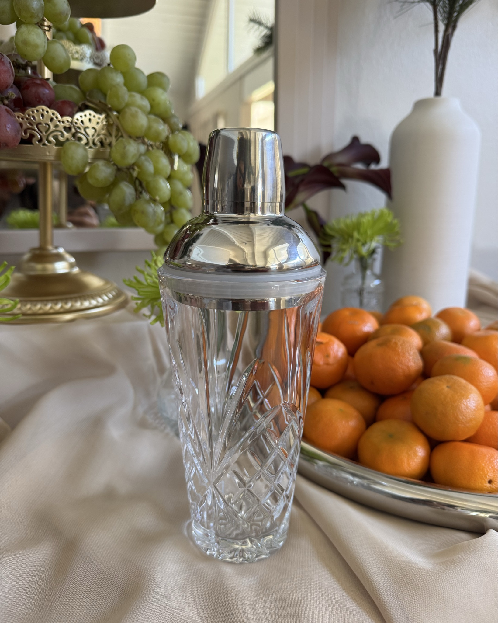 Holiday Hosting Finds For Less:
I’ve done the digging and found the most beautiful home goods for less! A lot of these items cost 100’s of dollars in fancy home stores but I found them all for under $20 

#LTKFindsUnder50 #LTKHome #LTKHoliday