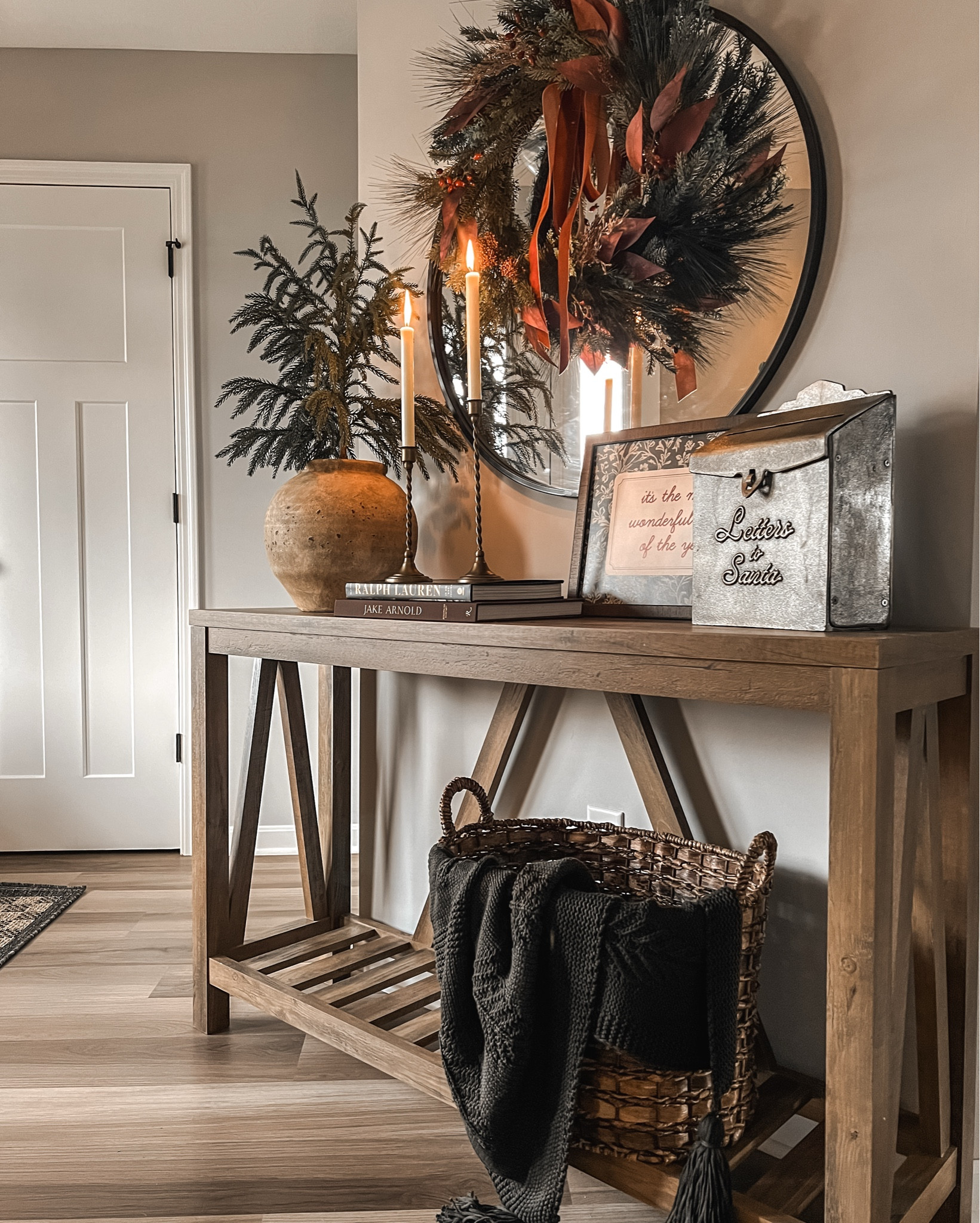 Our Christmas entryway✨

Christmas Decor | Holiday Decor | Console Styling | Christmas Trees | Entryway Rug | Winter Decor | Target Finds | Walmart Finds

#LTKHoliday #LTKHome