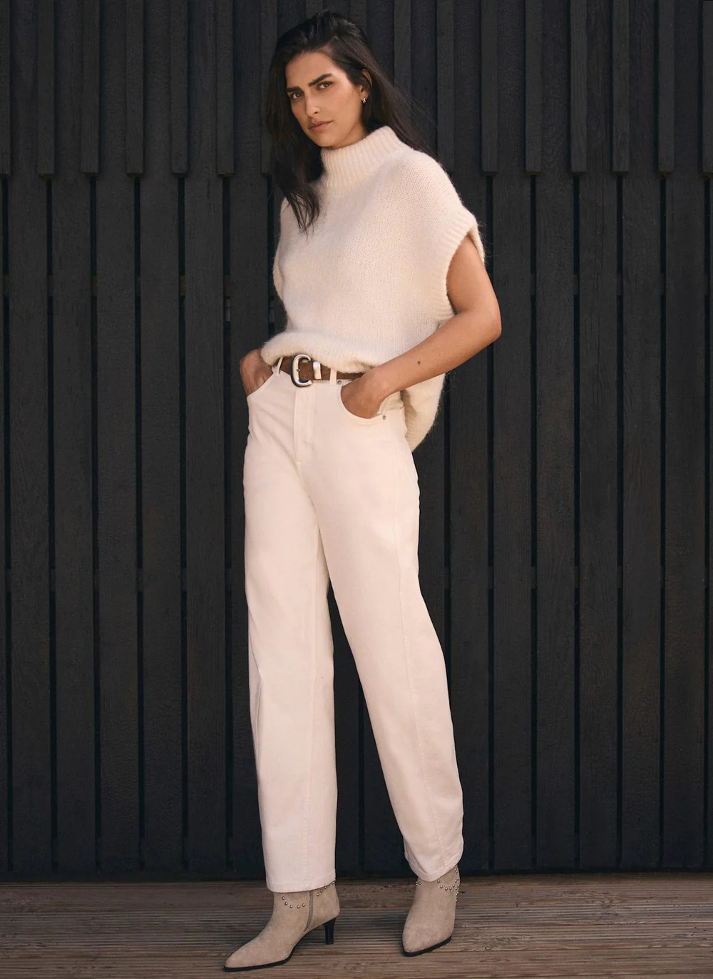 Cream Barrel Leg Jeans | Mint Velvet