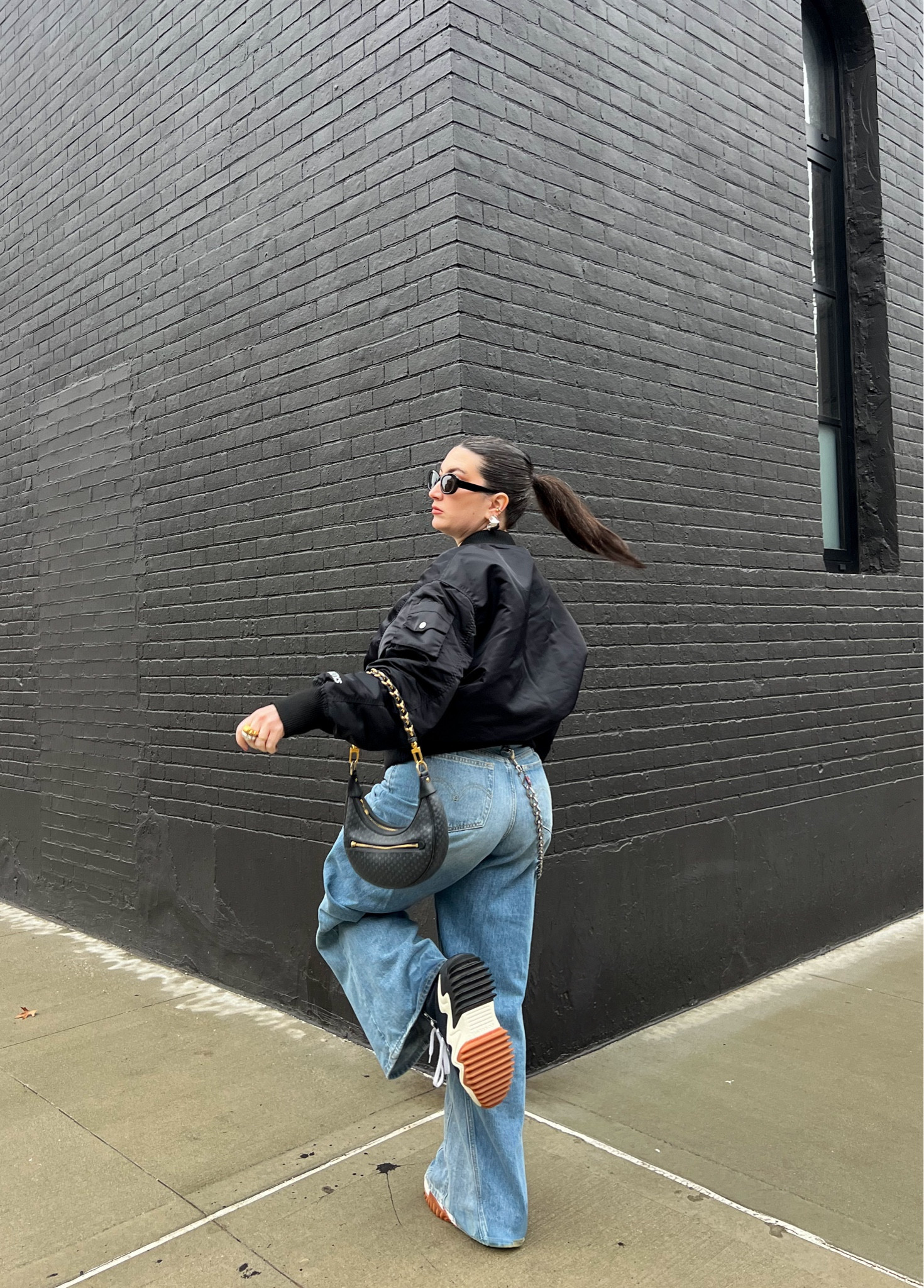 making casual cool 😎

#LTKMidsize #LTKStyleTip