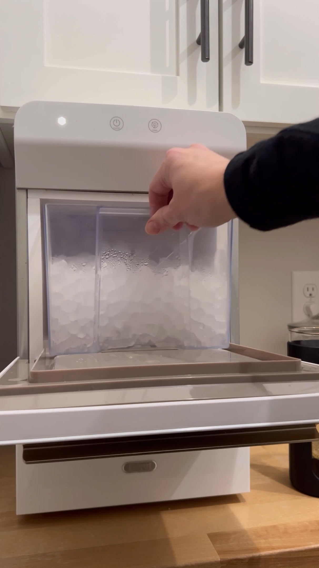 One of my favorite items in my home! We use this every single day, multiple times a day! Addicted to our nugget ice! I use it in my iced coffee, seltzer water, regular water…it is worth every penny in my mopinion and I love the white and gold aesthetic design for sitting on my countertop! Great prime day deal!

#LTKxPrimeDay #LTKHome #LTKVideo